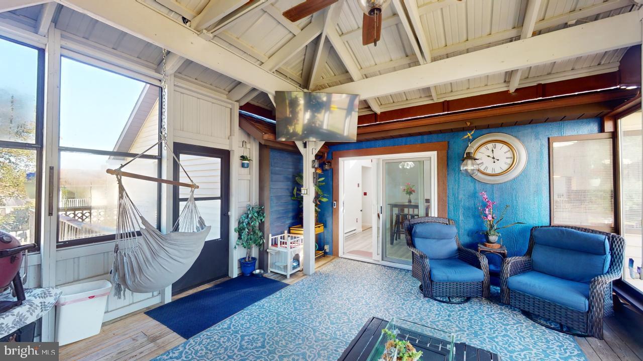 OFF ROUTE 28 - Residential