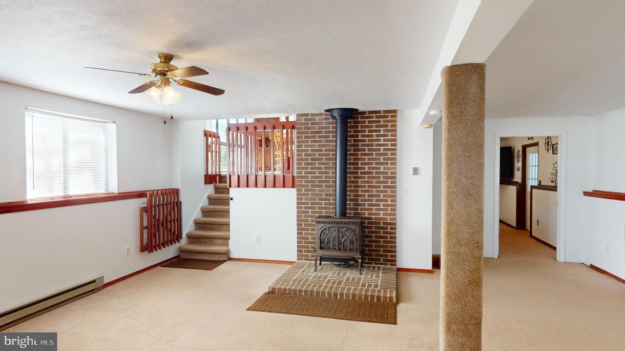 OFF ROUTE 28 - Residential