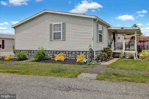 122 RITZ AVENUE READING PA 19606