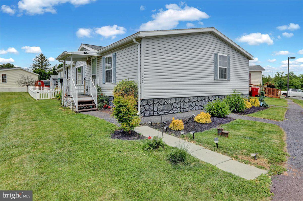 122 RITZ AVENUE