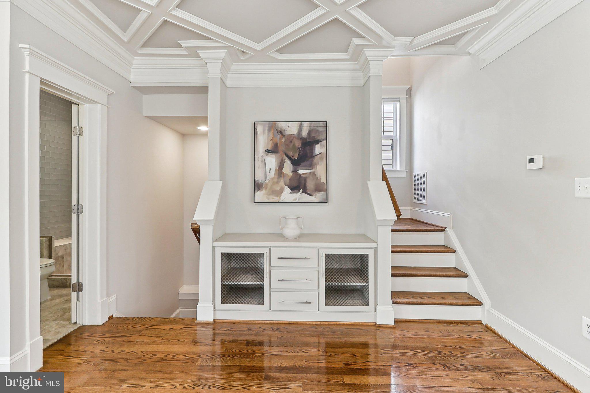 LYON VILLAGE - Residential