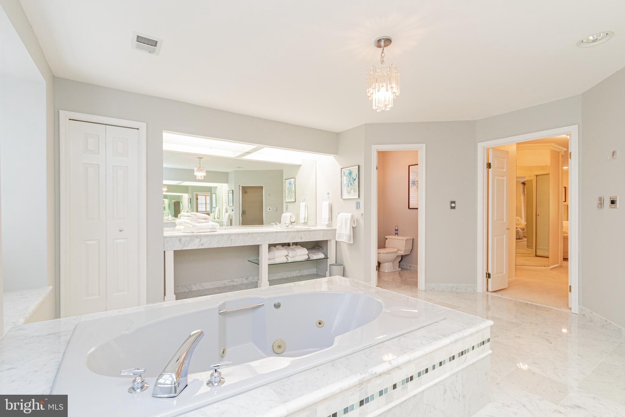 THE PALISADES - Residential