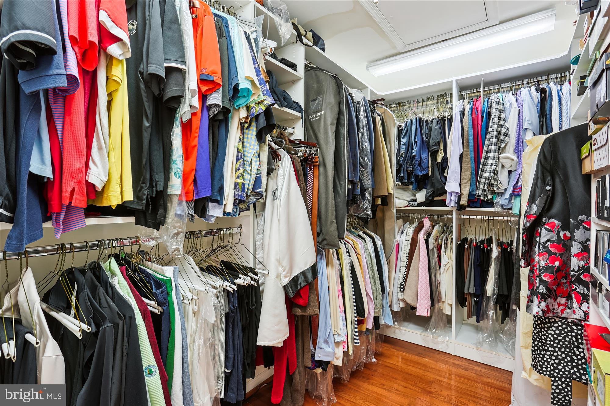 DEMOCRACY COMMONS - Residential