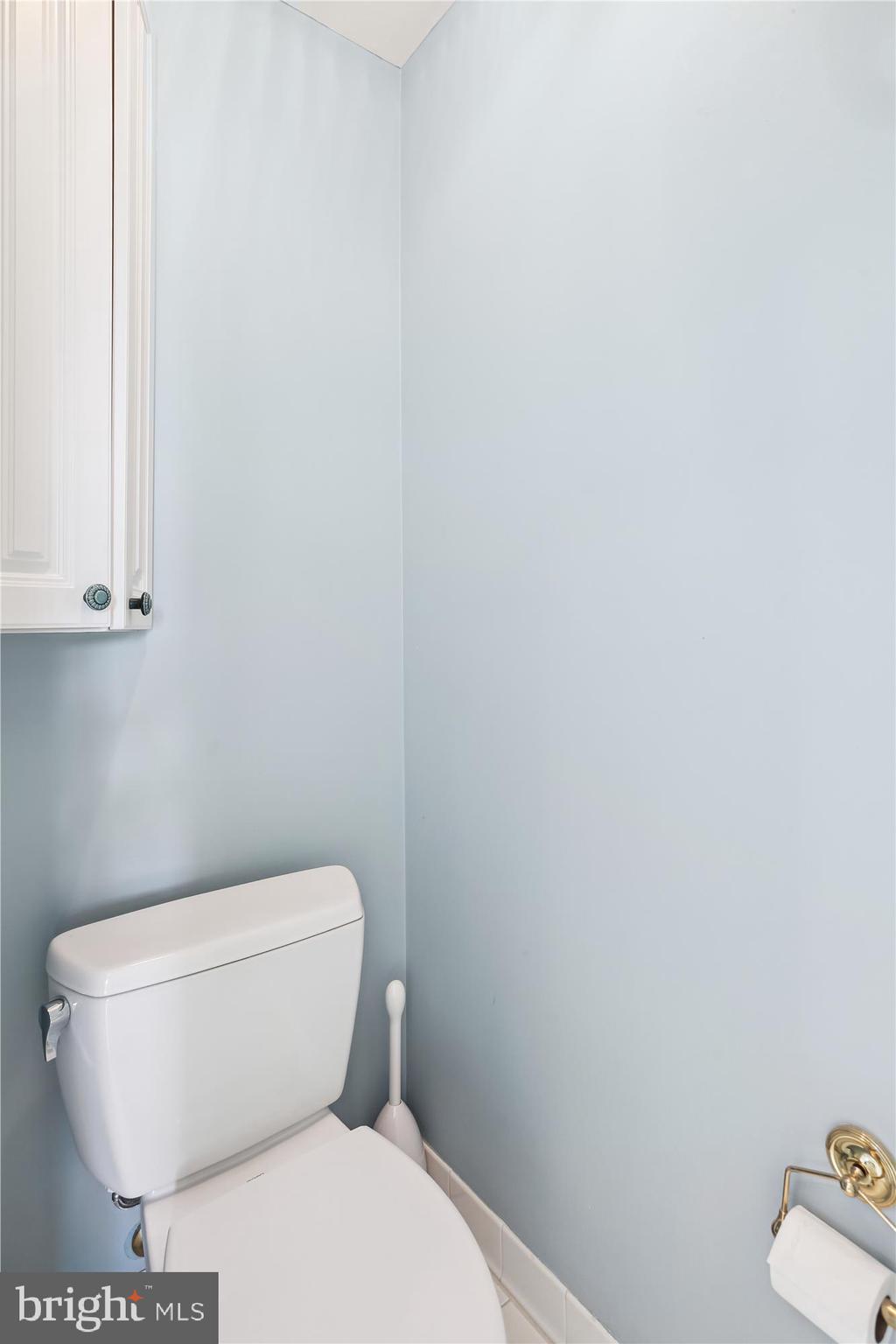 DEMOCRACY COMMONS - Residential