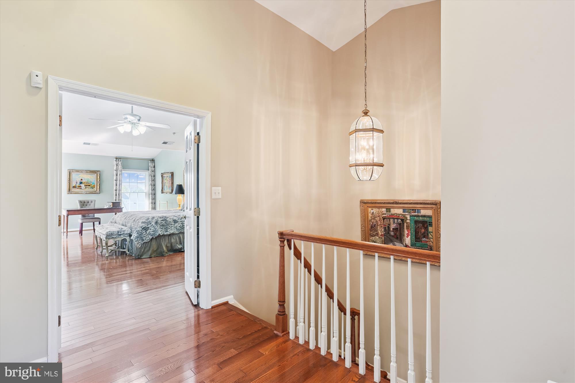 DEMOCRACY COMMONS - Residential