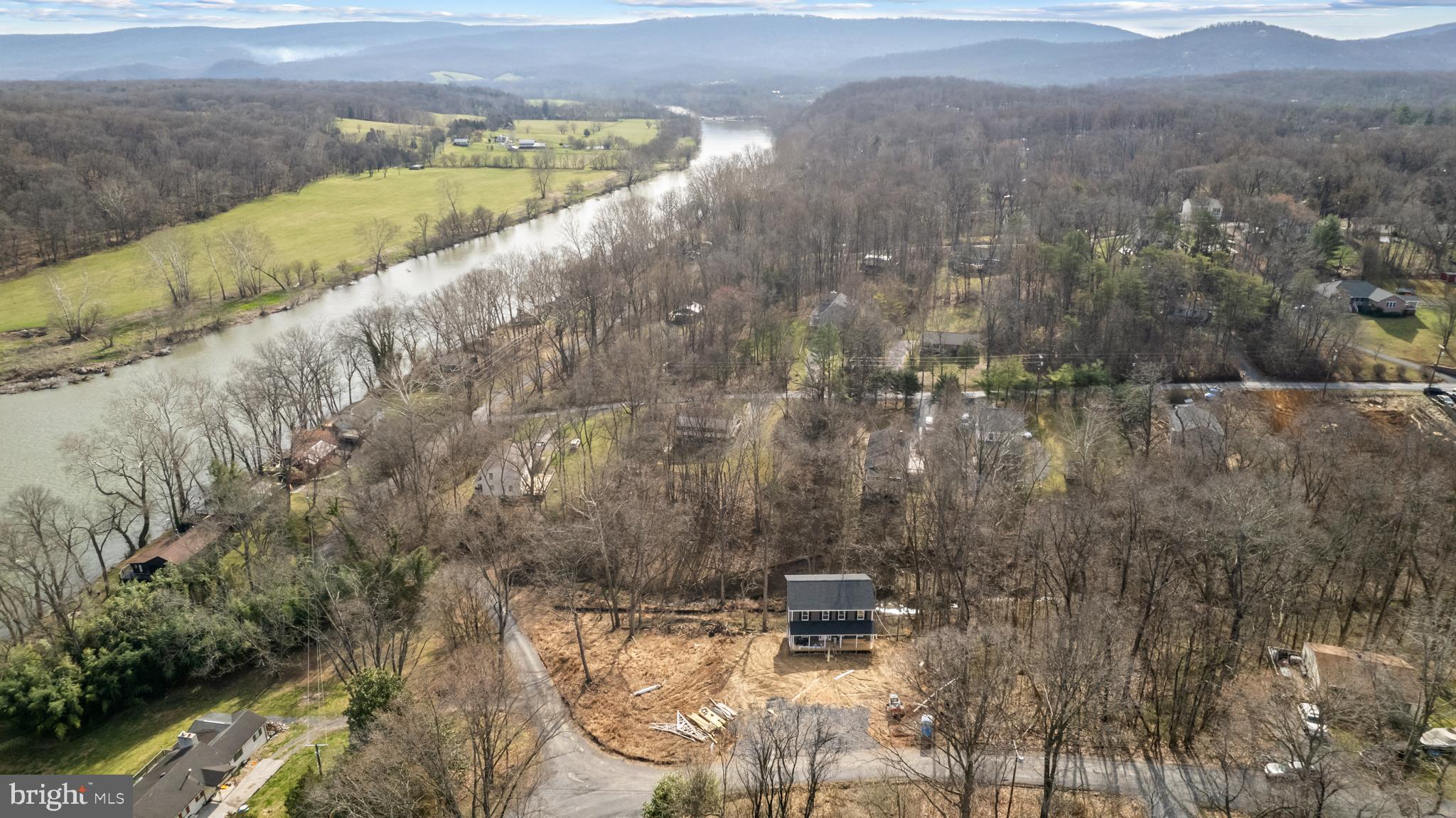 SHENANDOAH  SHORES - Residential