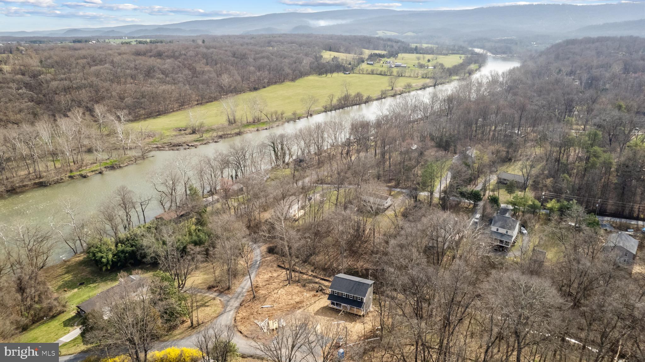 SHENANDOAH  SHORES - Residential