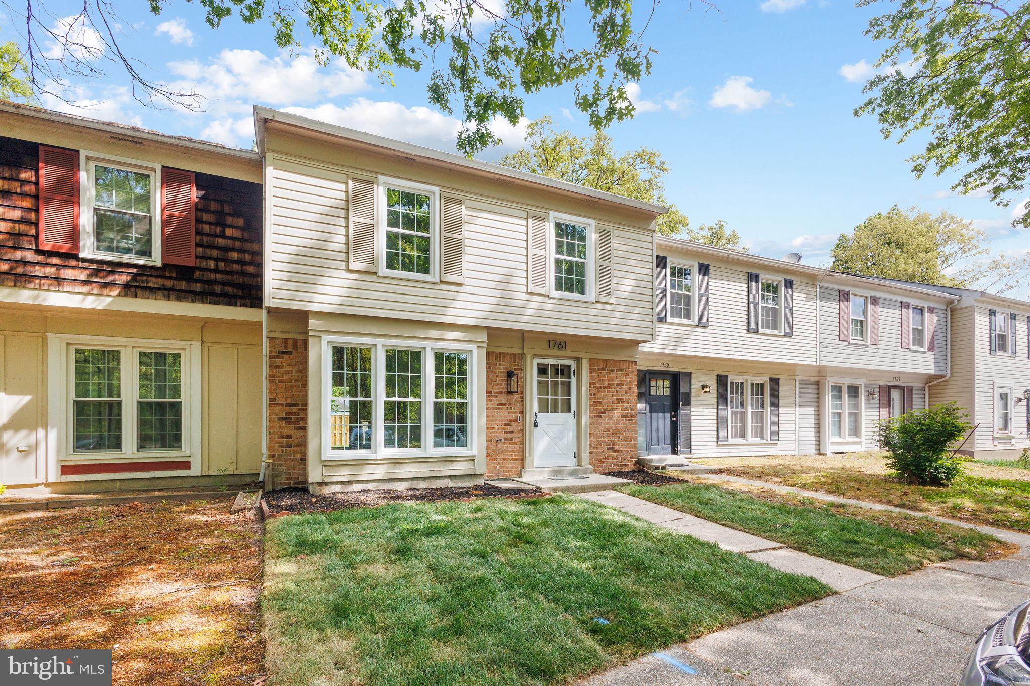 1761 BRIGHTWELL COURT