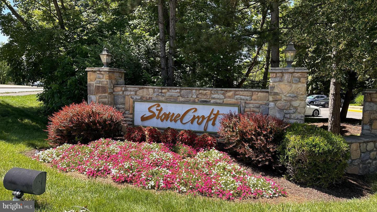 STONECROFT CONDO - Residential Lease