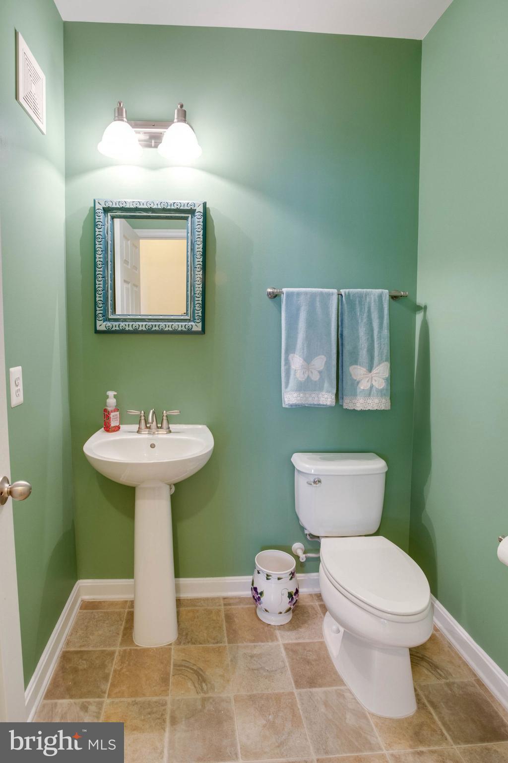 LEE SQUARE - Residential