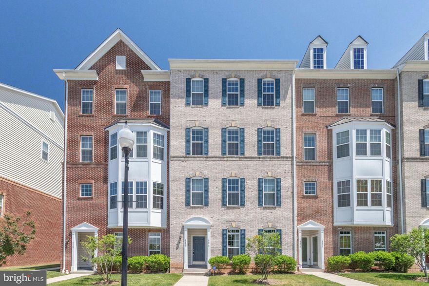 Beautiful 2500 sq ft Condo on 2 levels. Shows like a model with tasteful decorator colors throughout. Builders option home theater Wiring installed with Speakers built into family room, living Room, and Master bedroom. Master bedroom with spa like master bath and two walk-in closets. Huge Laundry room on bedroom level. Roomy 2nd and 3rd bedrooms. Main level is open and spacious with gourmet kitchen, large pantry, and large granite island. Eat in Kitchen plus formal dining room for special occasions. Extra high 9 foot ceilings. Gleaming hardwood floor in Family room. Lovely mountain views from Living room. Excellent in town location. Walking distance to Micron, VRE, Old Town shops and City Hall. Just a few minutes to Prince William Parkway for easy commuting.