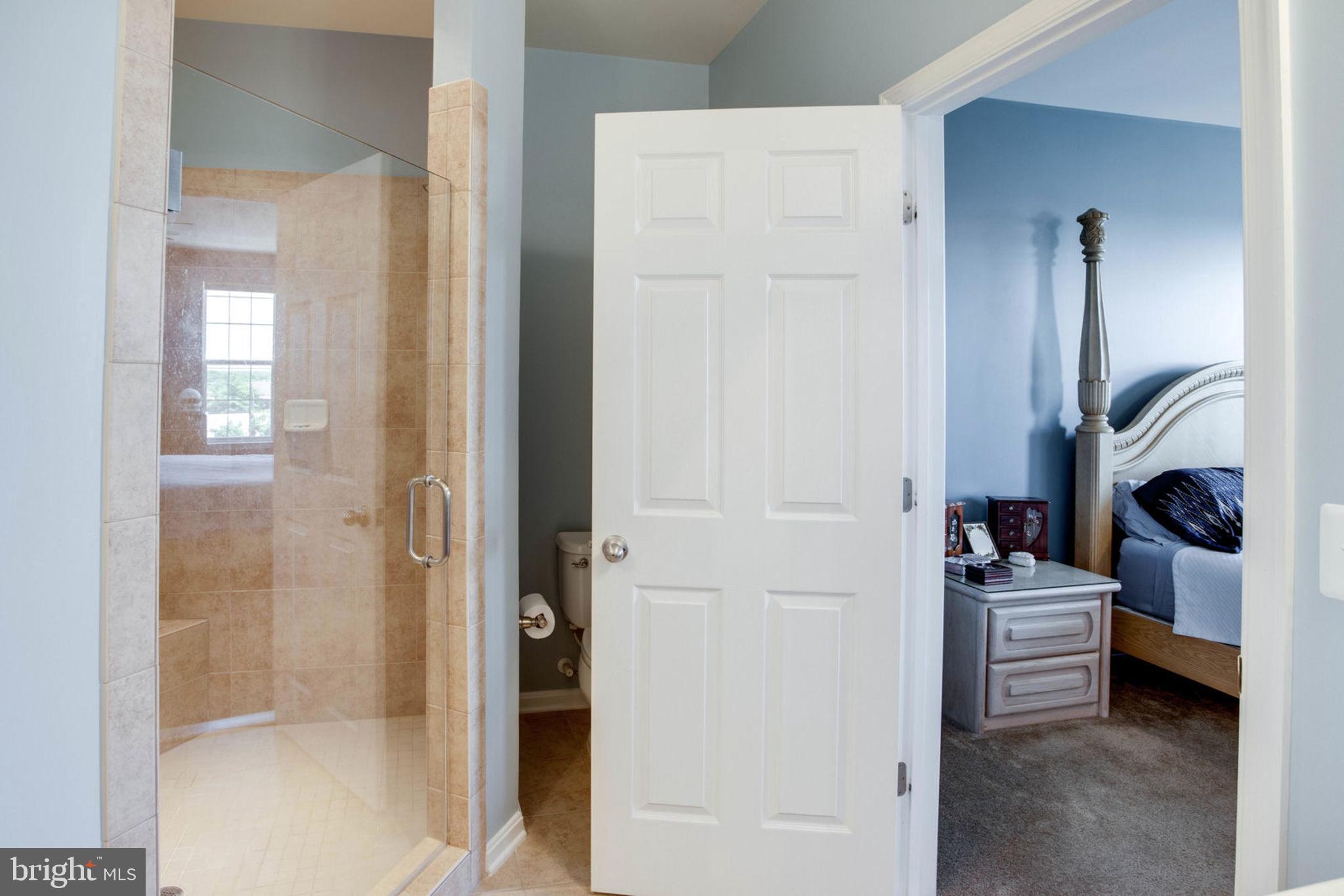 LEE SQUARE - Residential