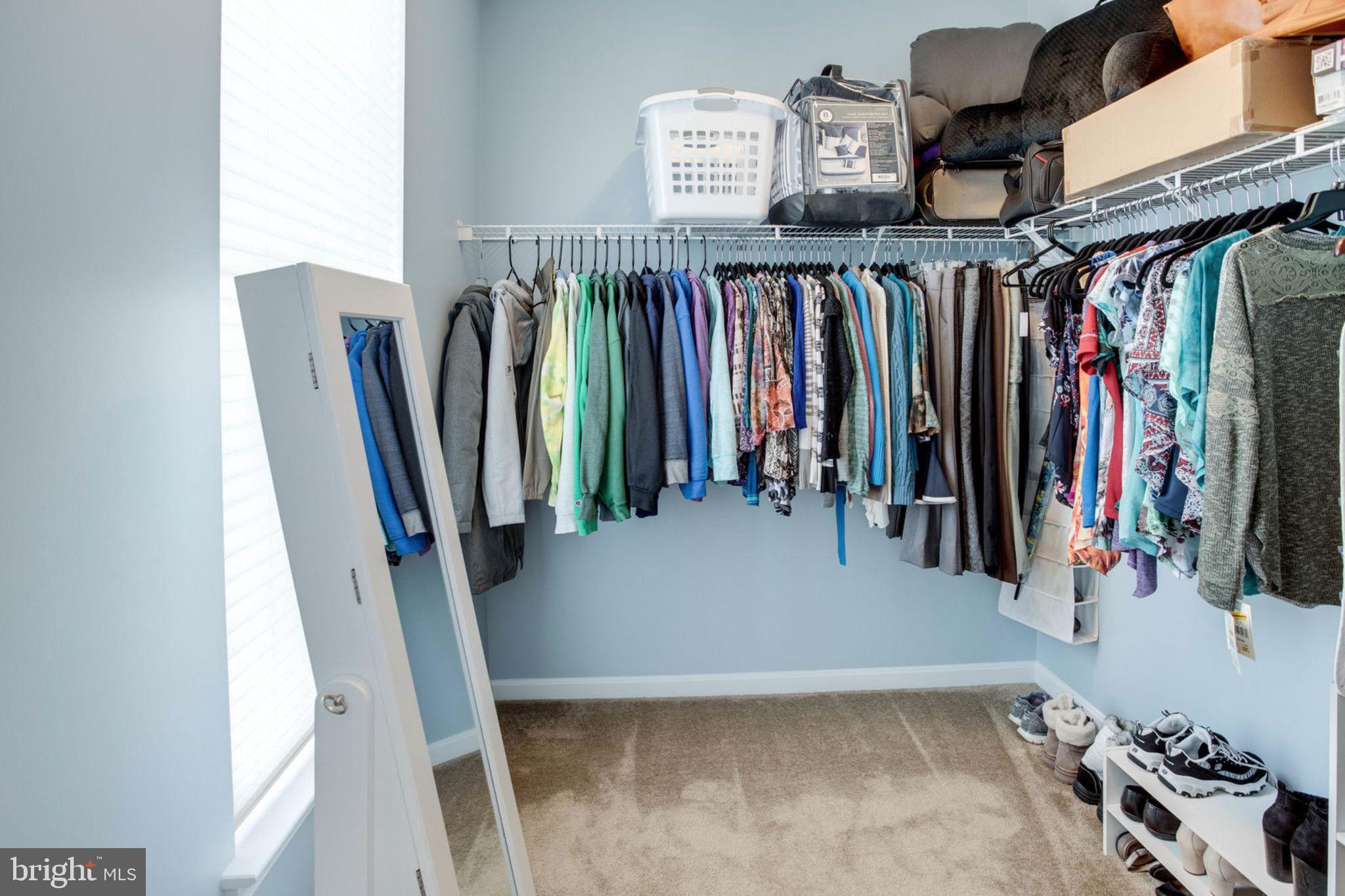 LEE SQUARE - Residential