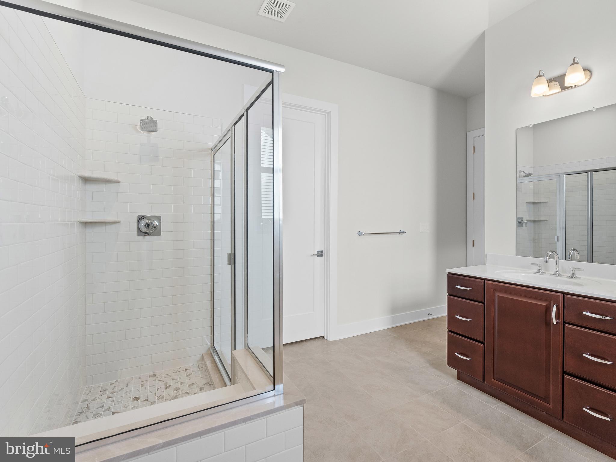 REGENCY AT WATERSIDE - Residential Lease