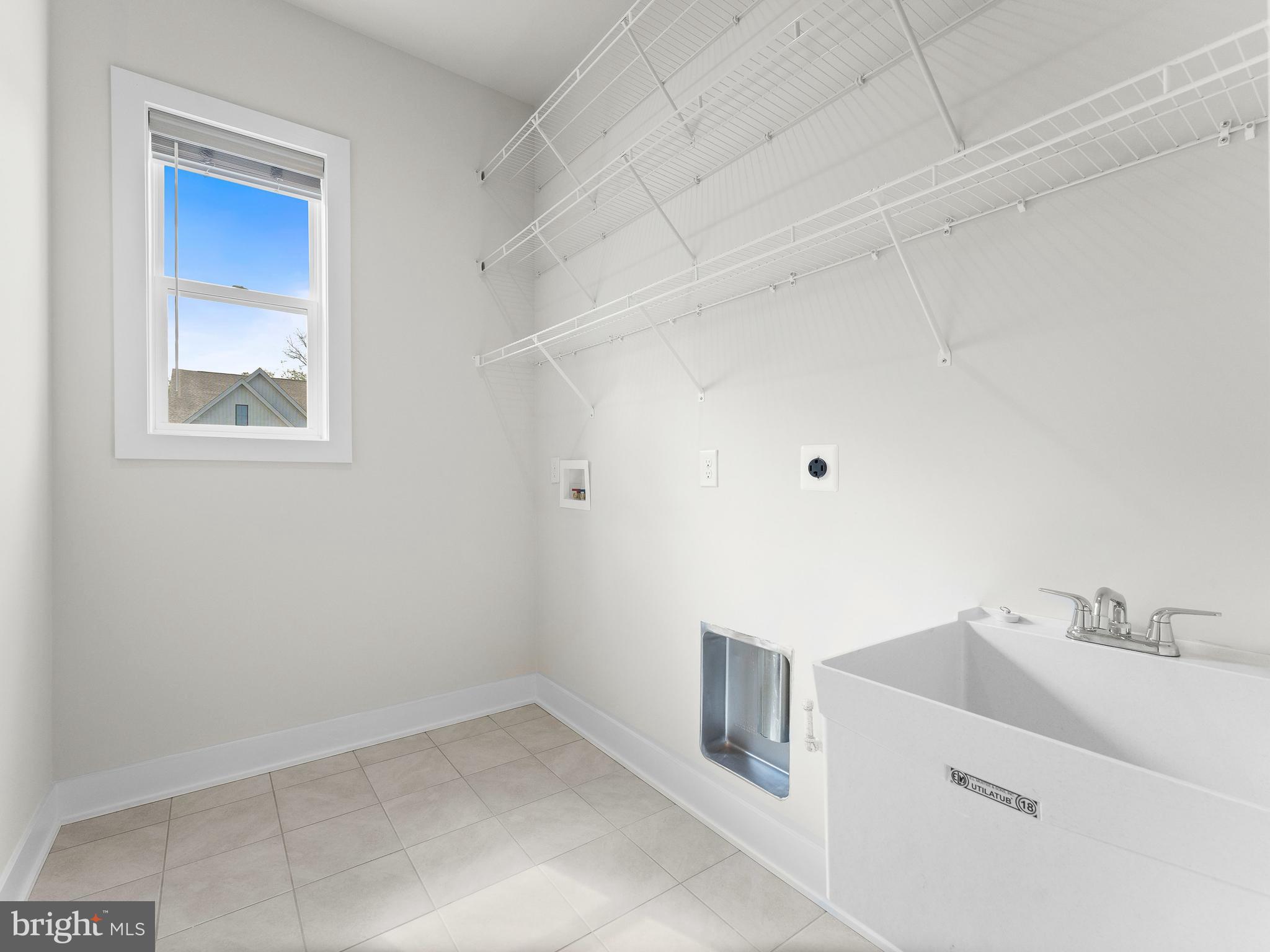 REGENCY AT WATERSIDE - Residential Lease