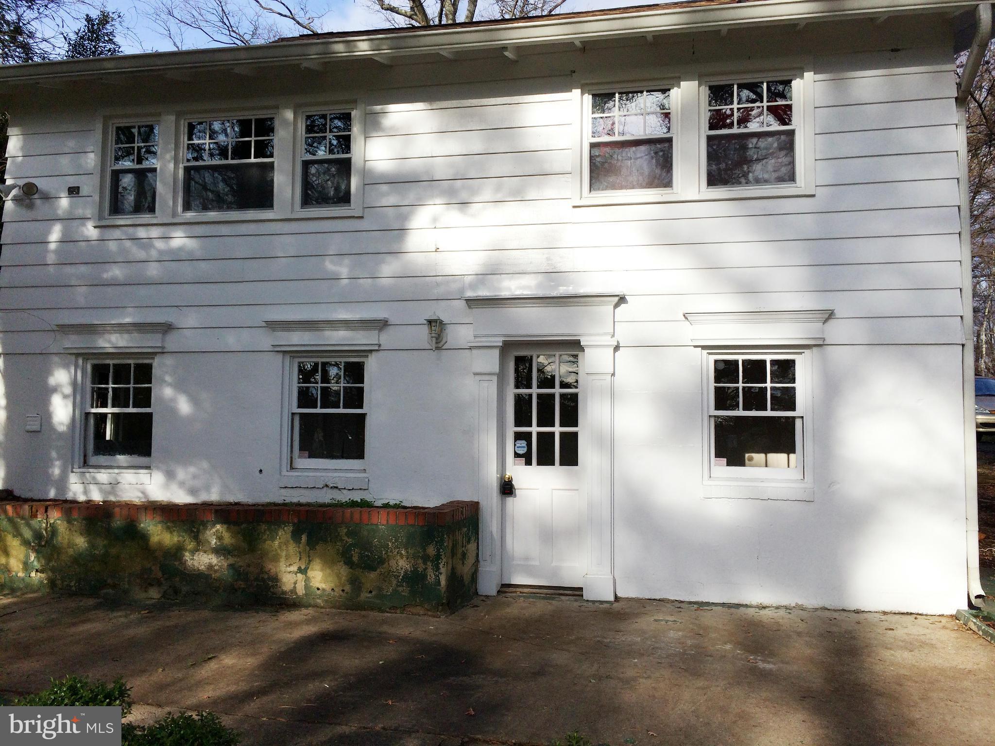 DANIELS PARK - Residential Lease