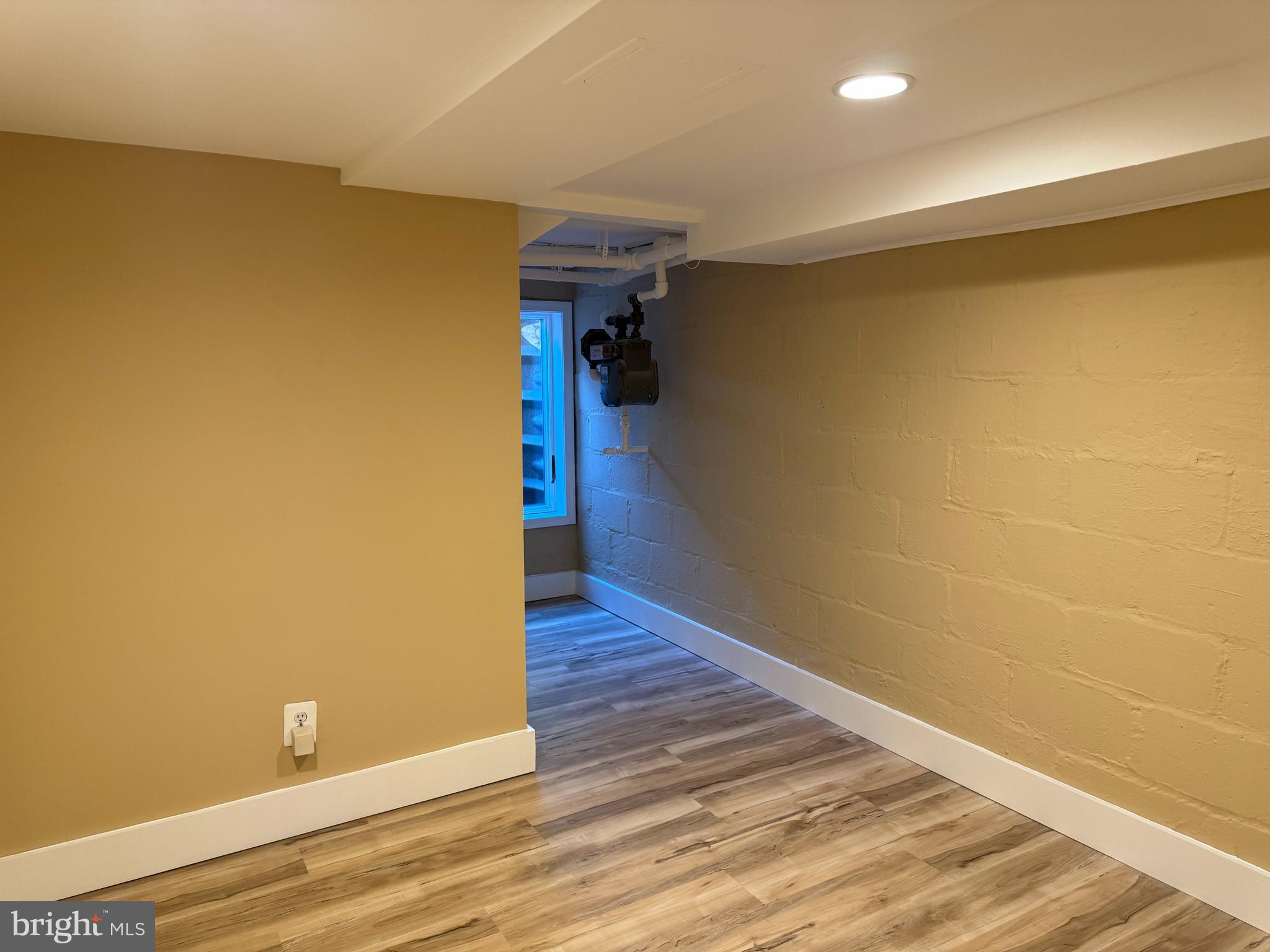 DANIELS PARK - Residential Lease