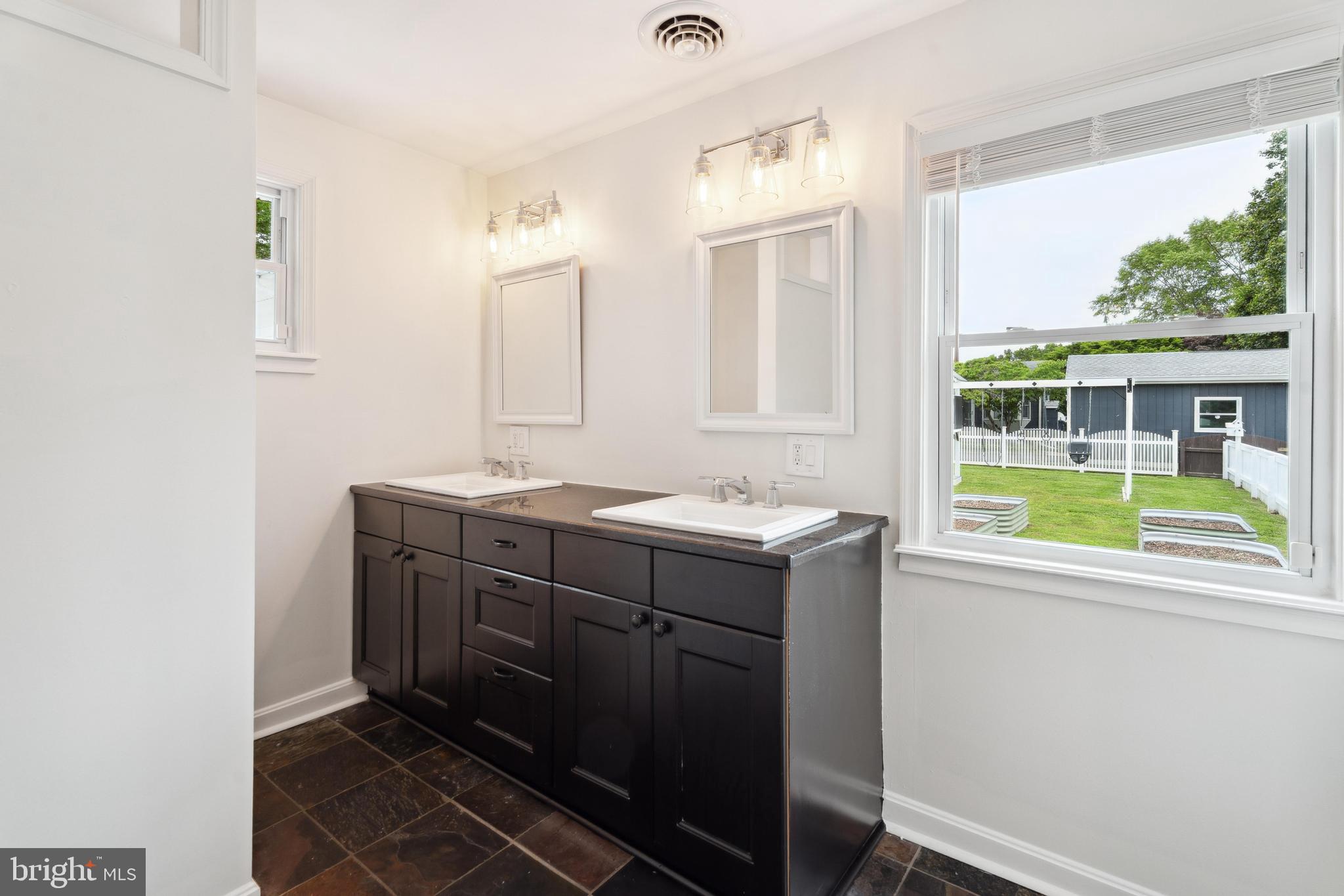 BURLEY HEIGHTS - Residential