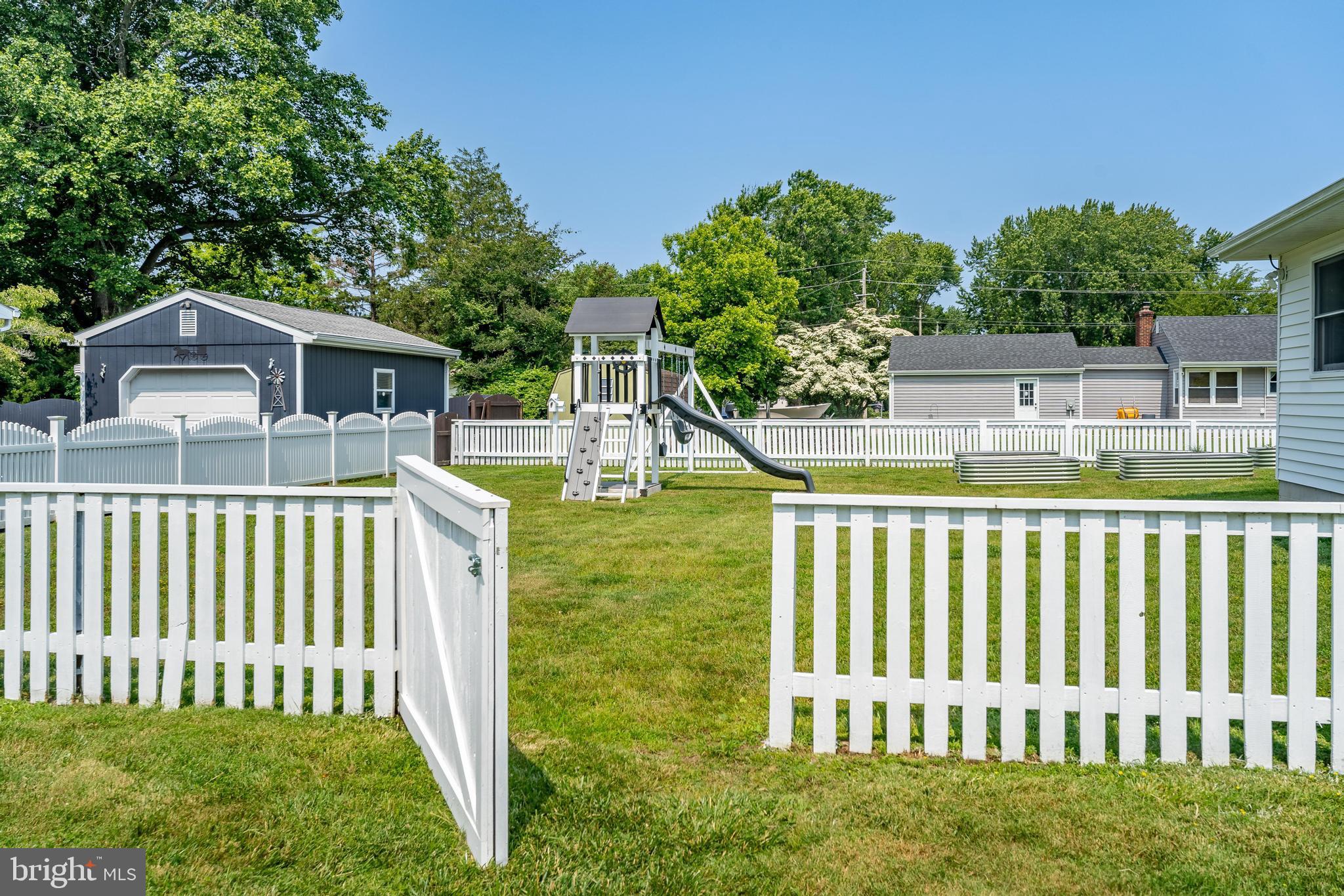 BURLEY HEIGHTS - Residential