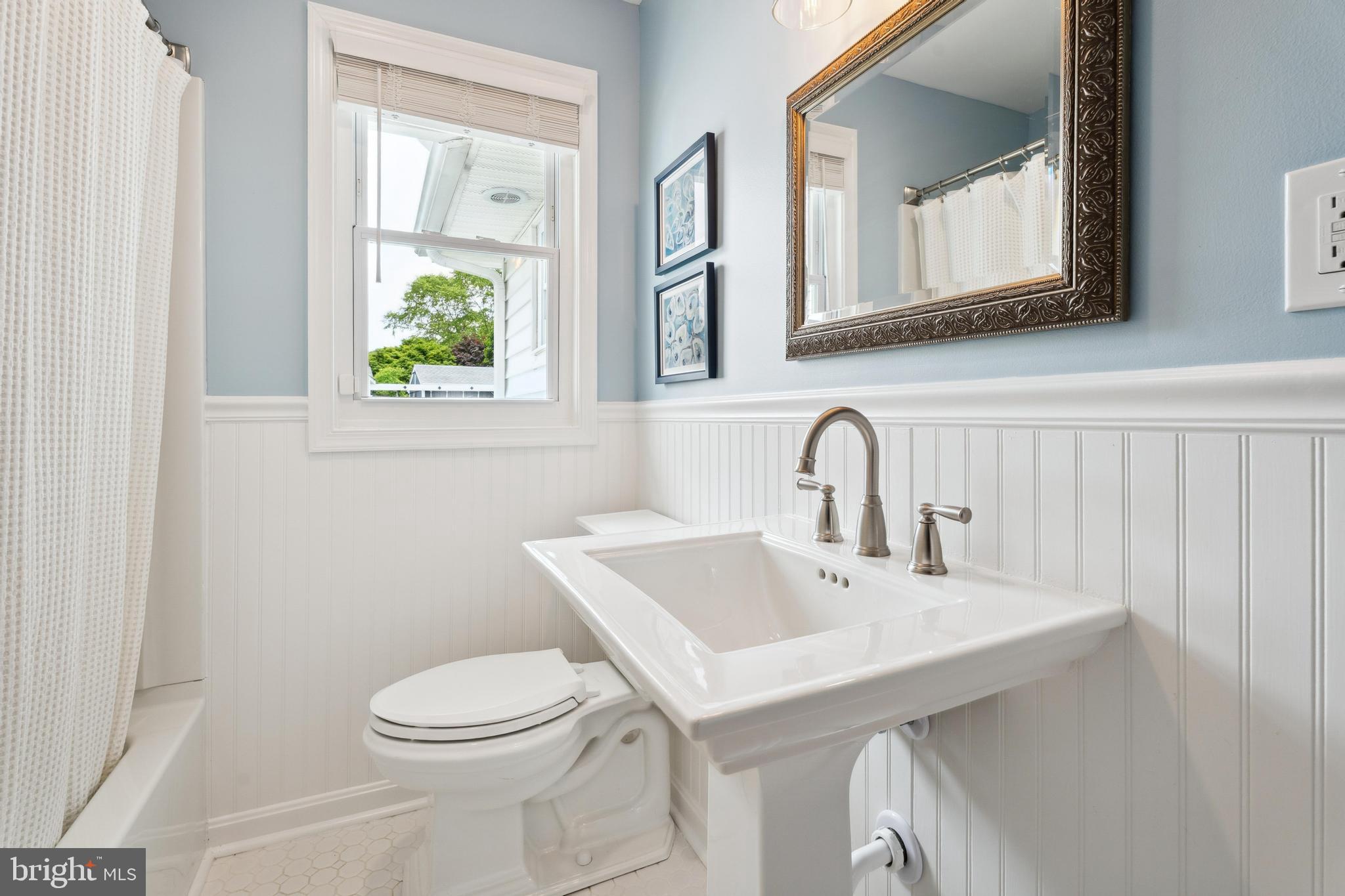 BURLEY HEIGHTS - Residential