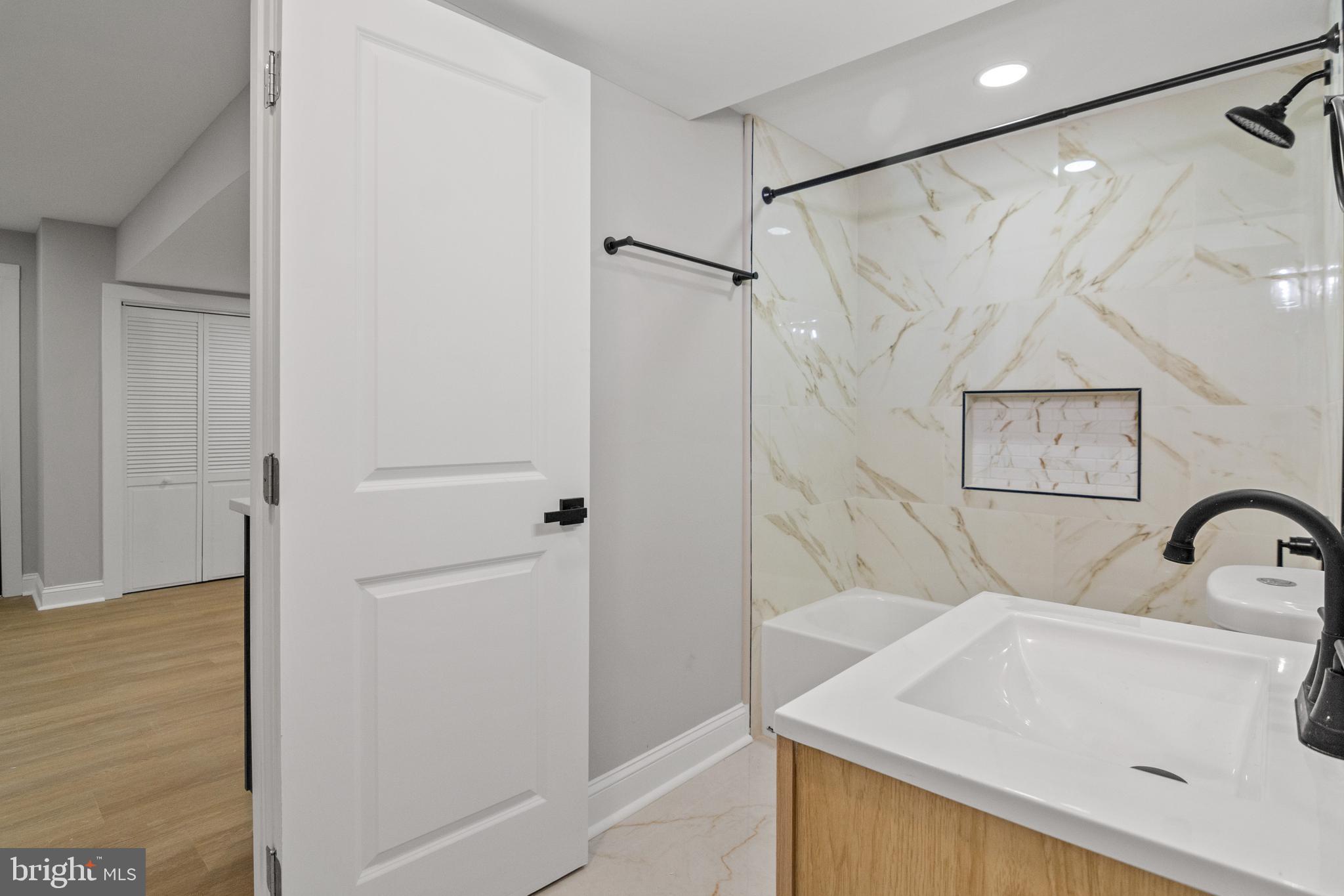 FRANKLIN STATION - Residential