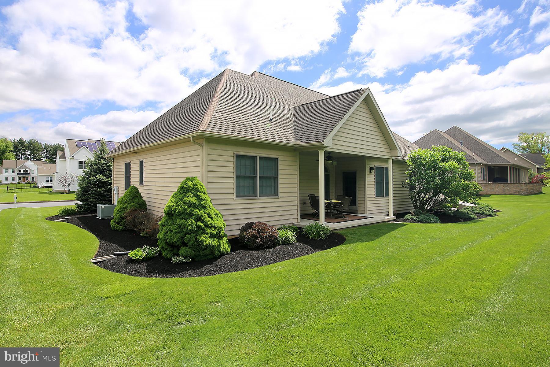 STRATHFORD MEADOWS - Residential