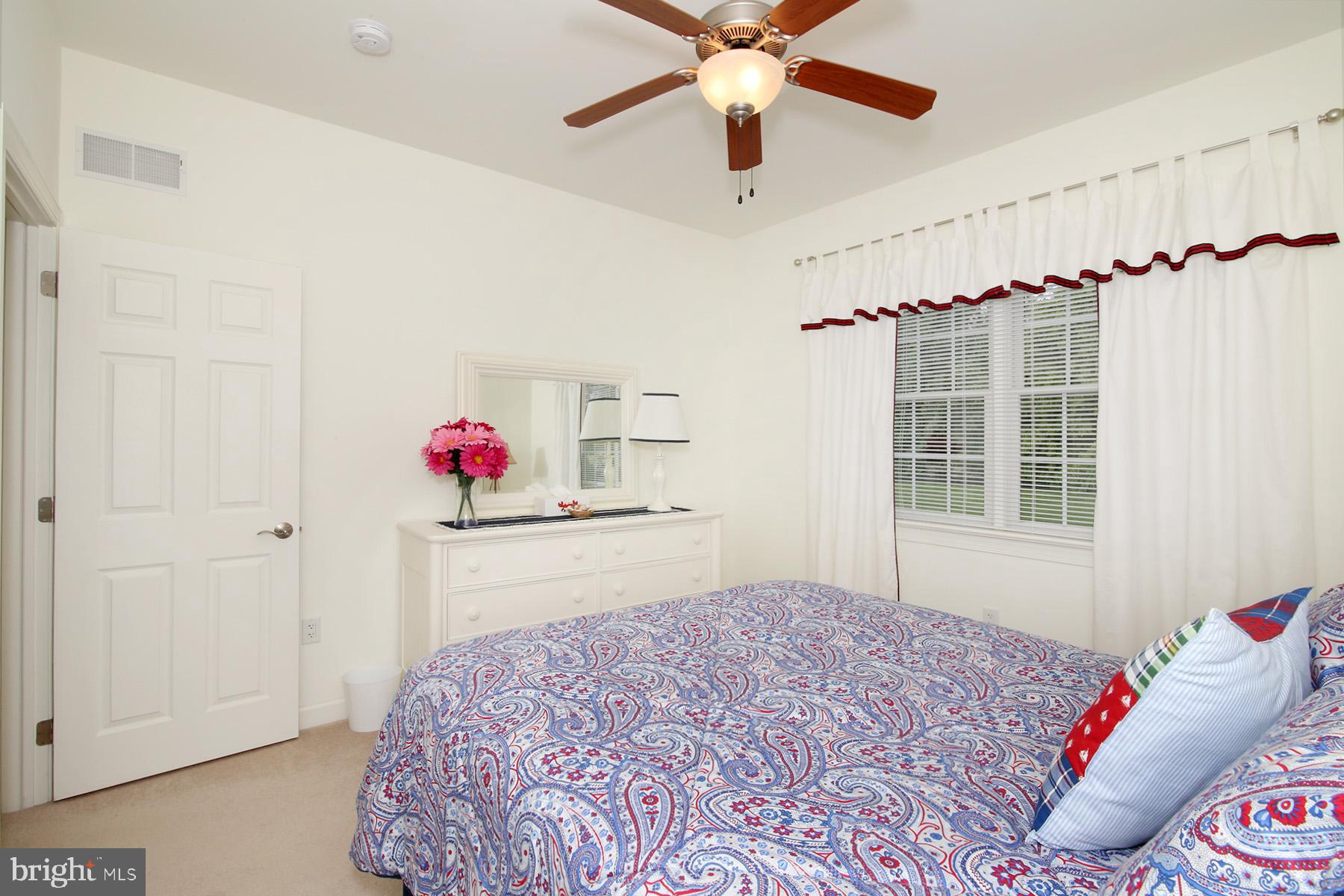 STRATHFORD MEADOWS - Residential