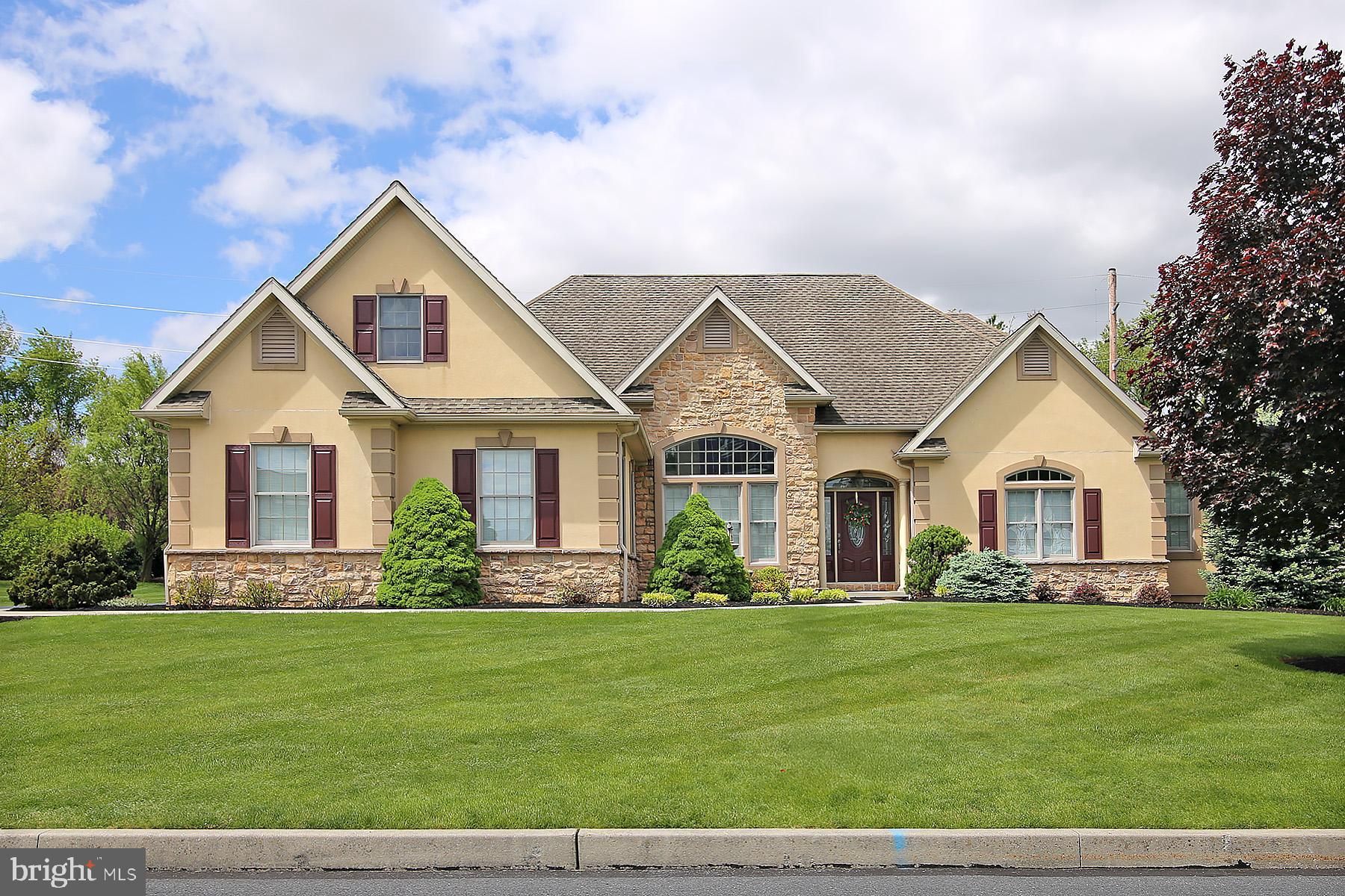 STRATHFORD MEADOWS - Residential