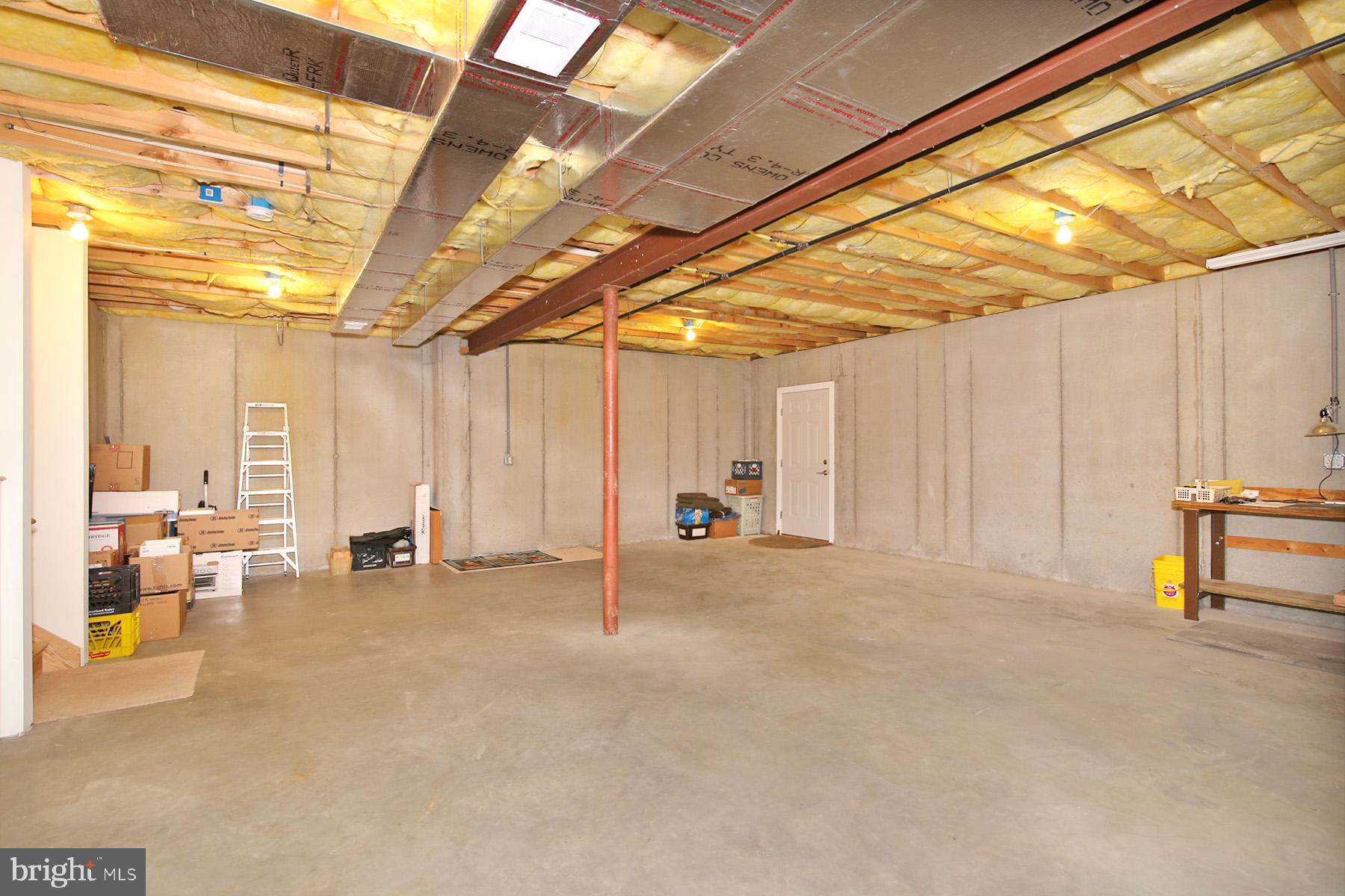 STRATHFORD MEADOWS - Residential