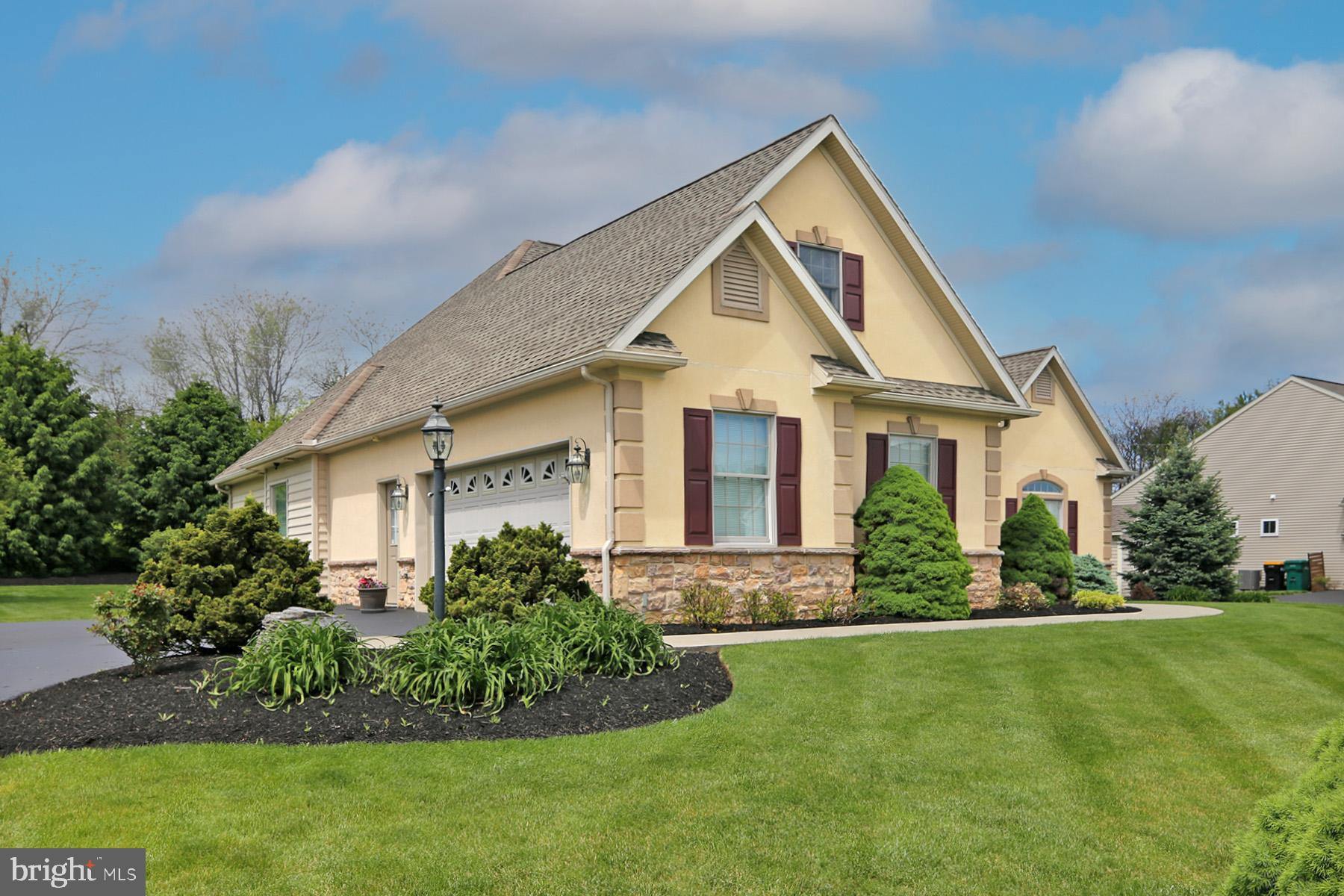STRATHFORD MEADOWS - Residential