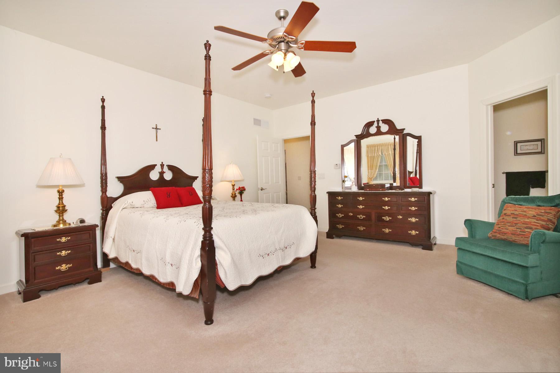 STRATHFORD MEADOWS - Residential