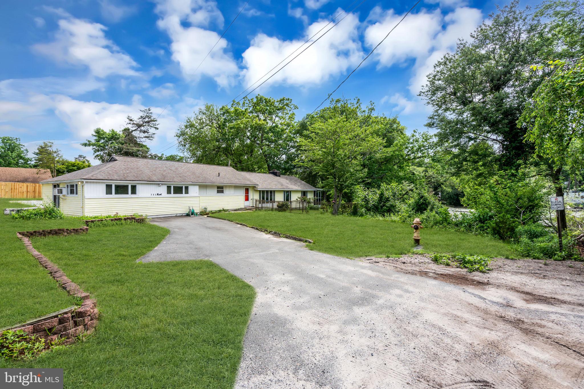 383 WOODBINE STREET