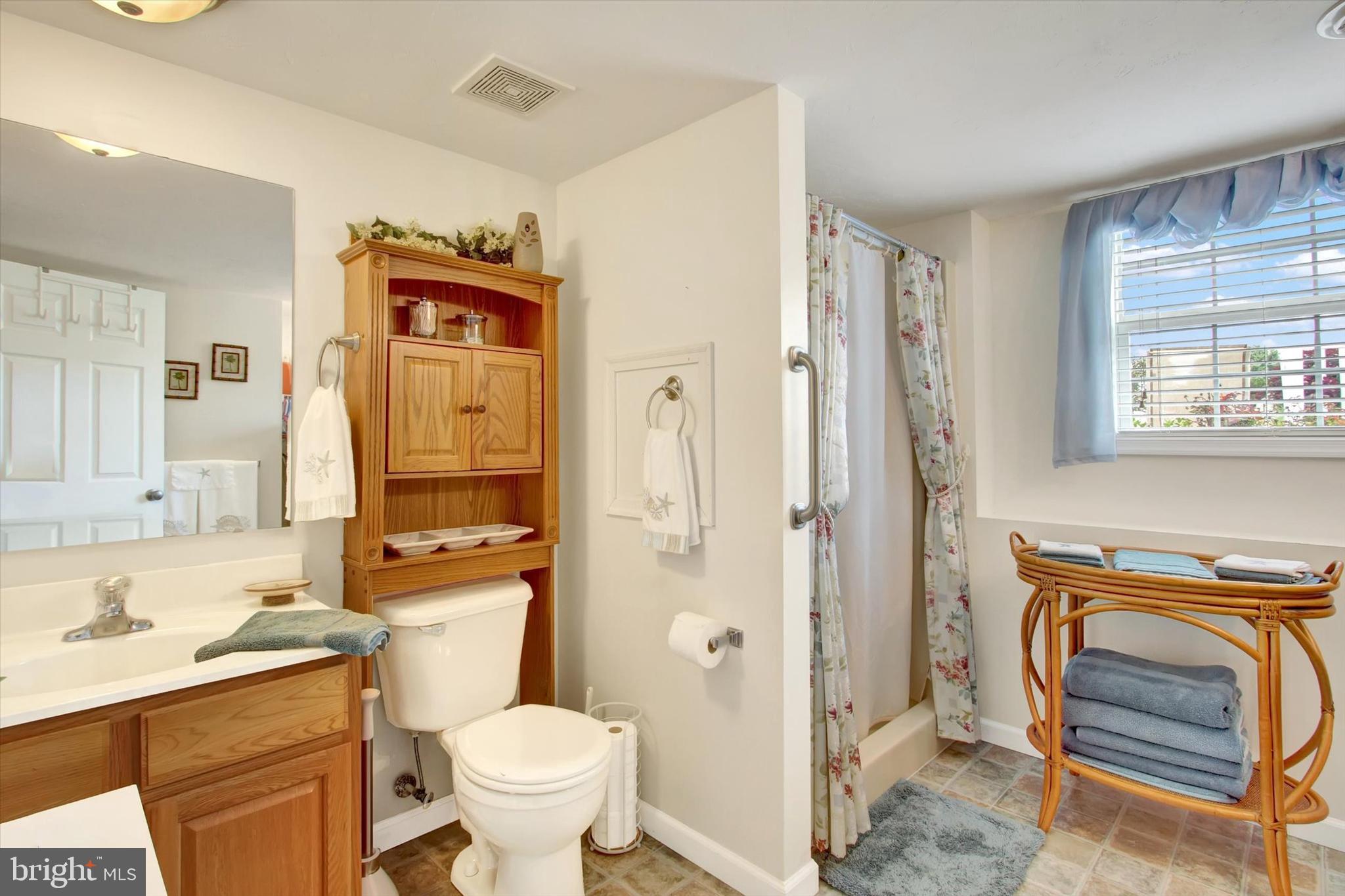 BERMUDIAN SPRINGS - Residential