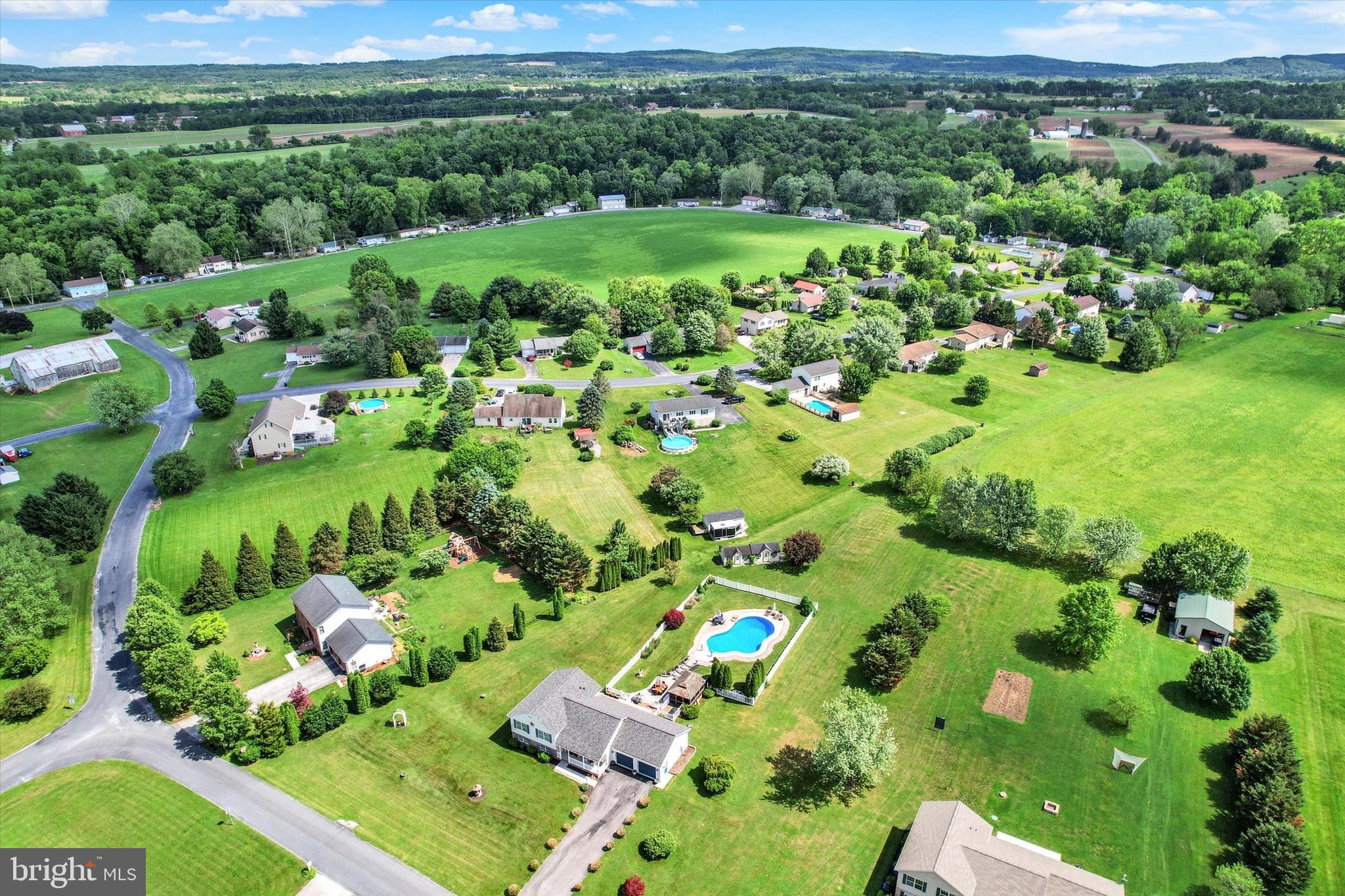BERMUDIAN SPRINGS - Residential
