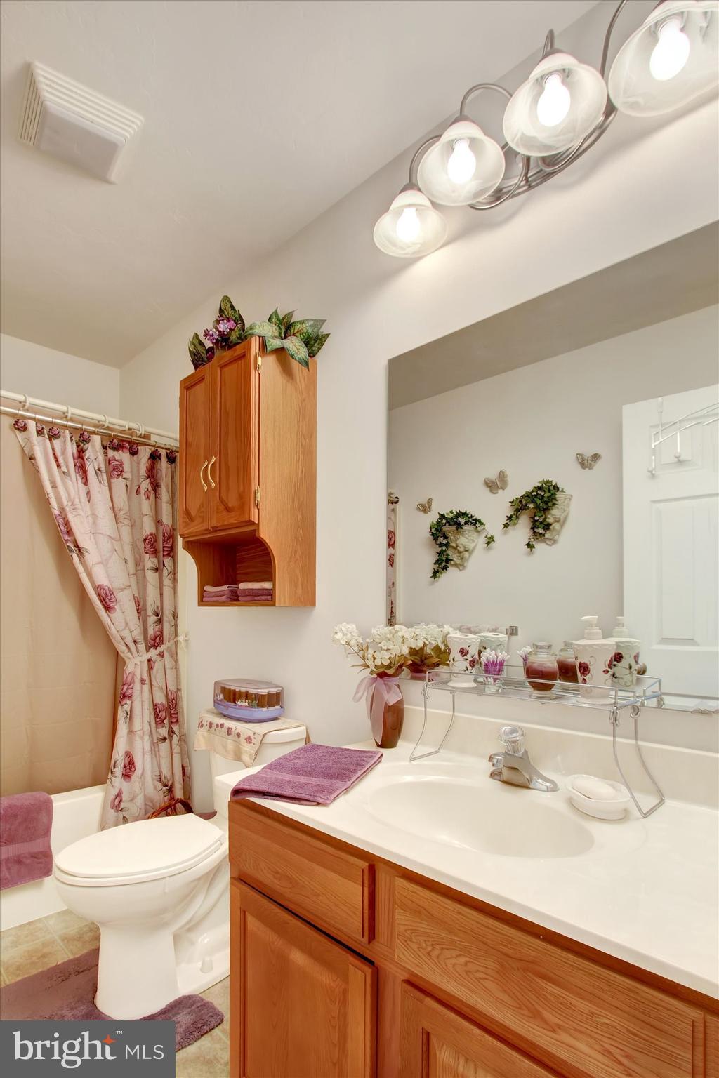 BERMUDIAN SPRINGS - Residential