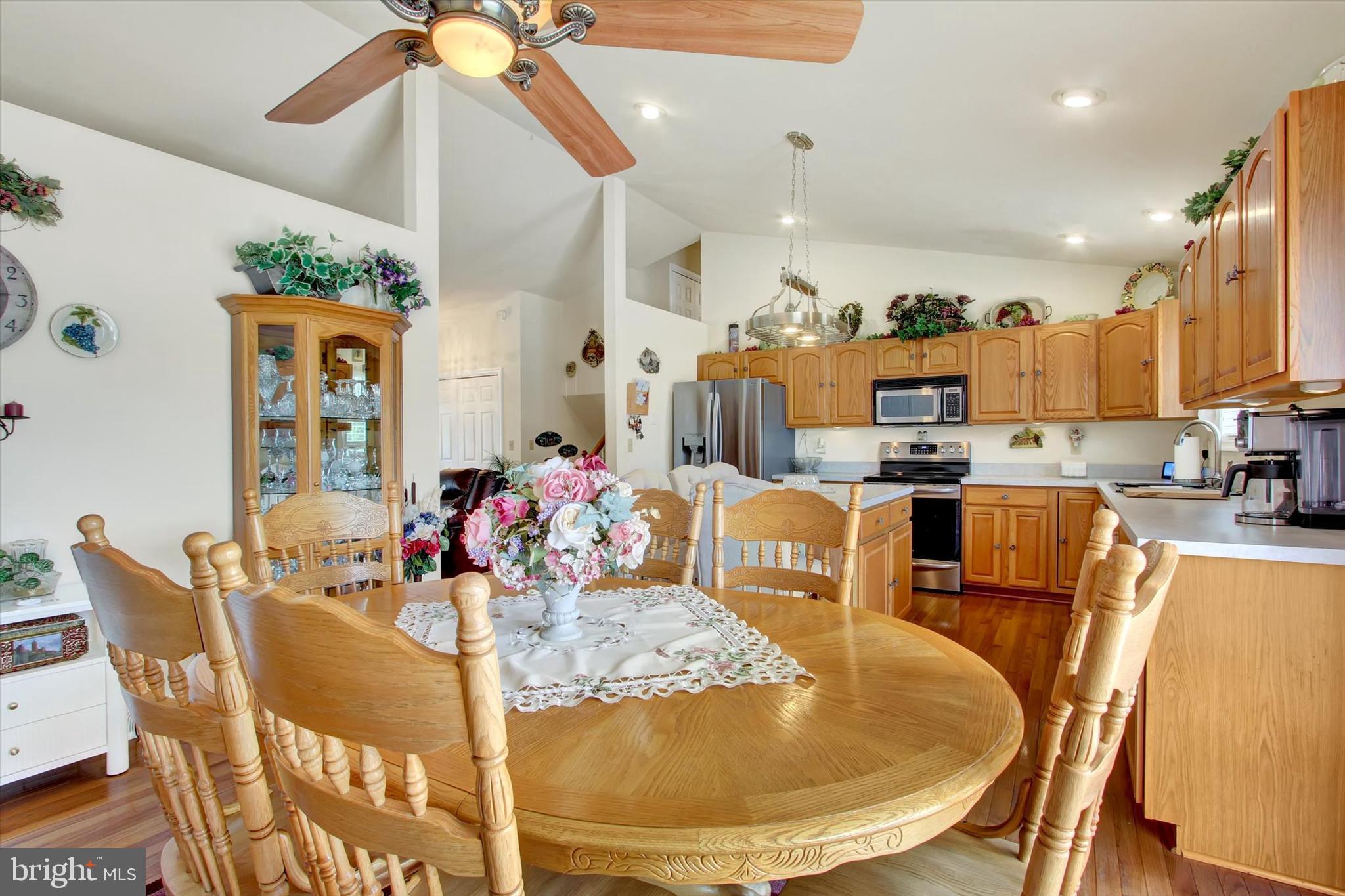 BERMUDIAN SPRINGS - Residential