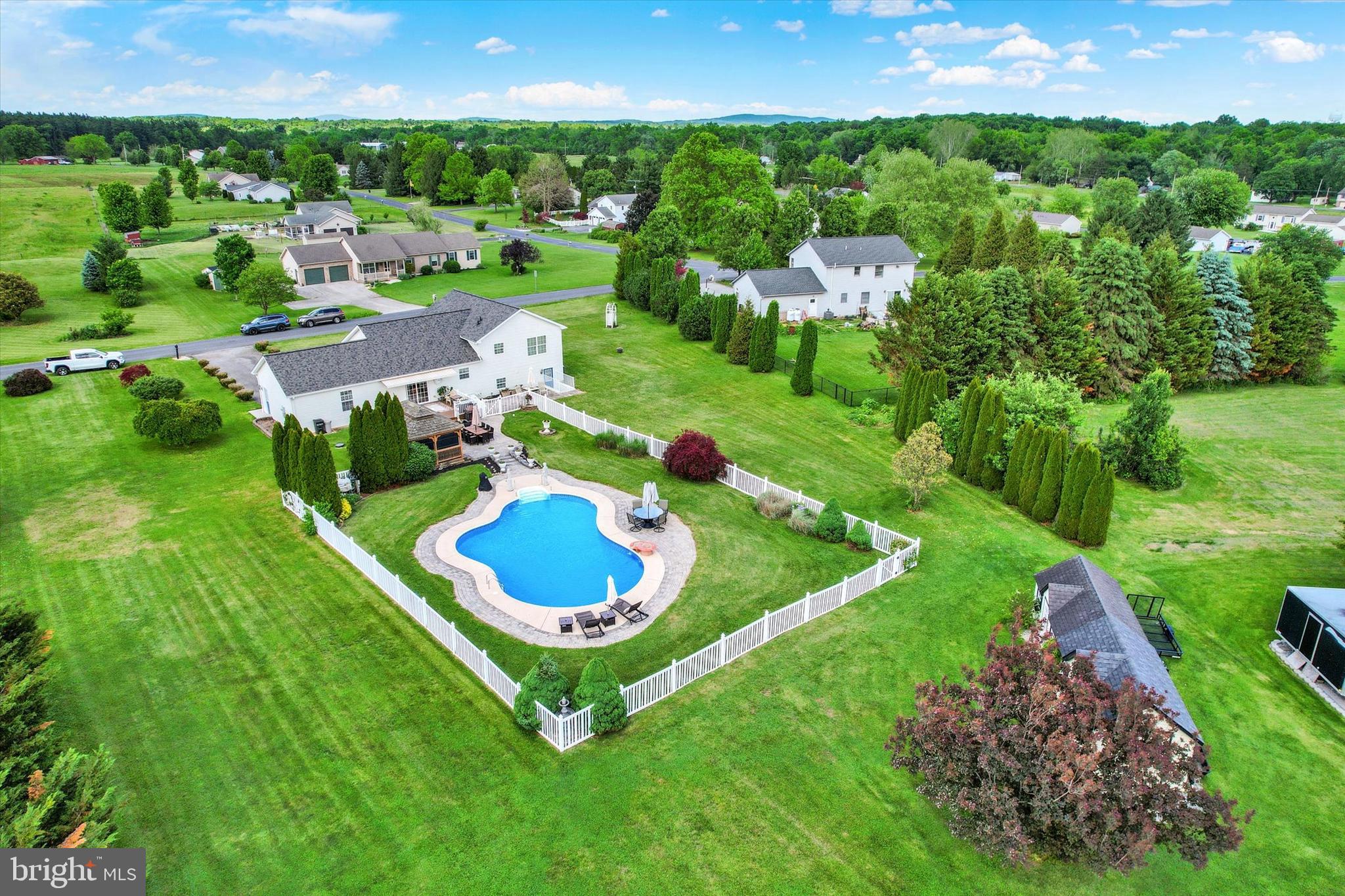BERMUDIAN SPRINGS - Residential