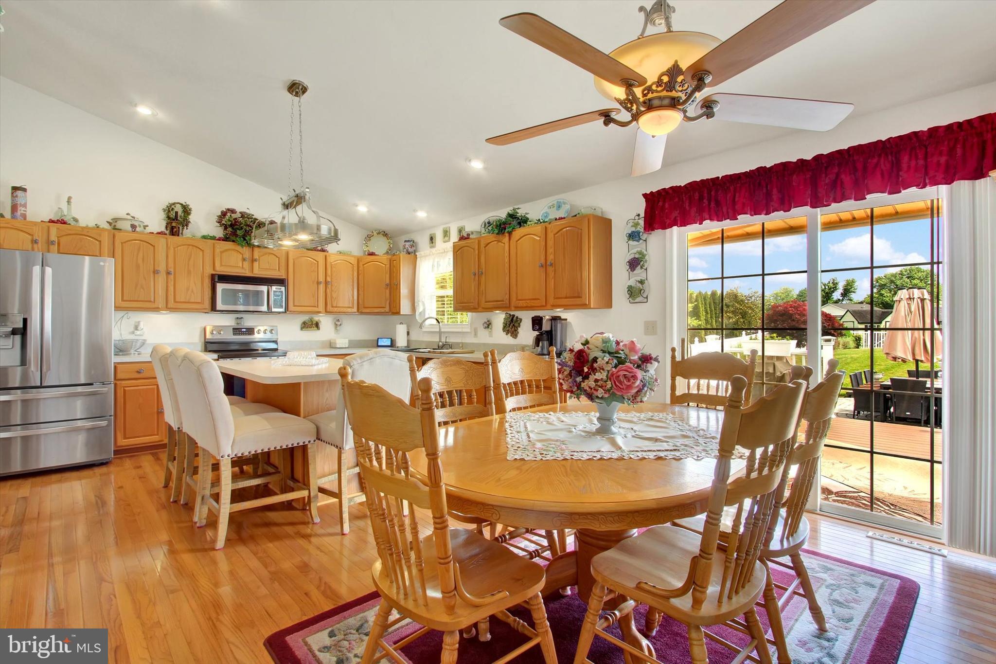 BERMUDIAN SPRINGS - Residential