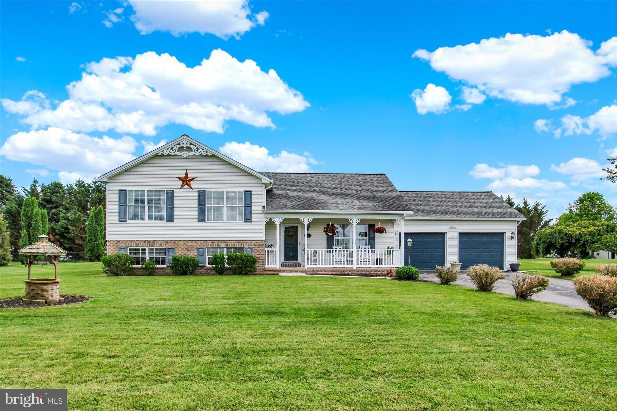 BERMUDIAN SPRINGS - Residential