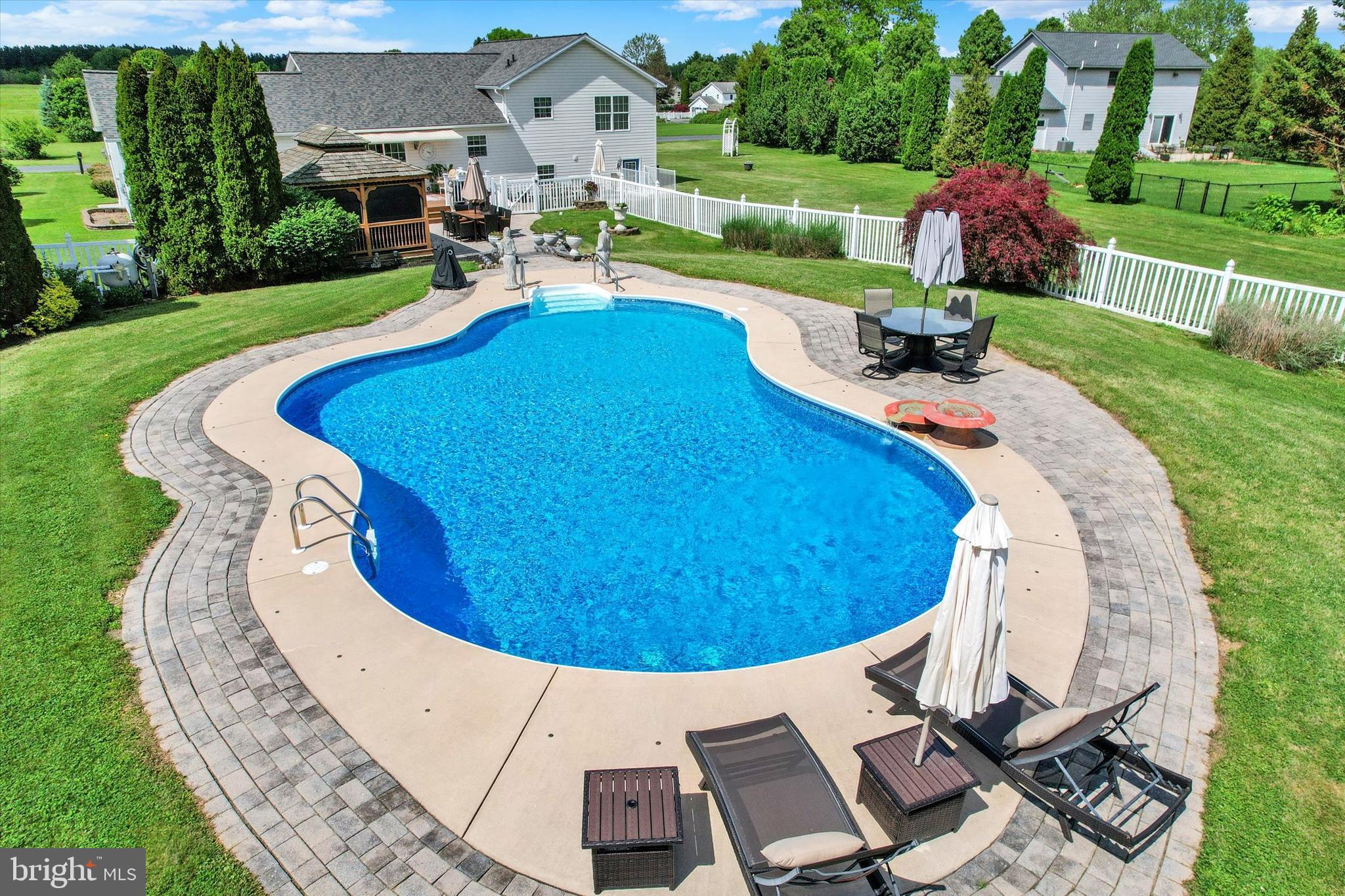 BERMUDIAN SPRINGS - Residential