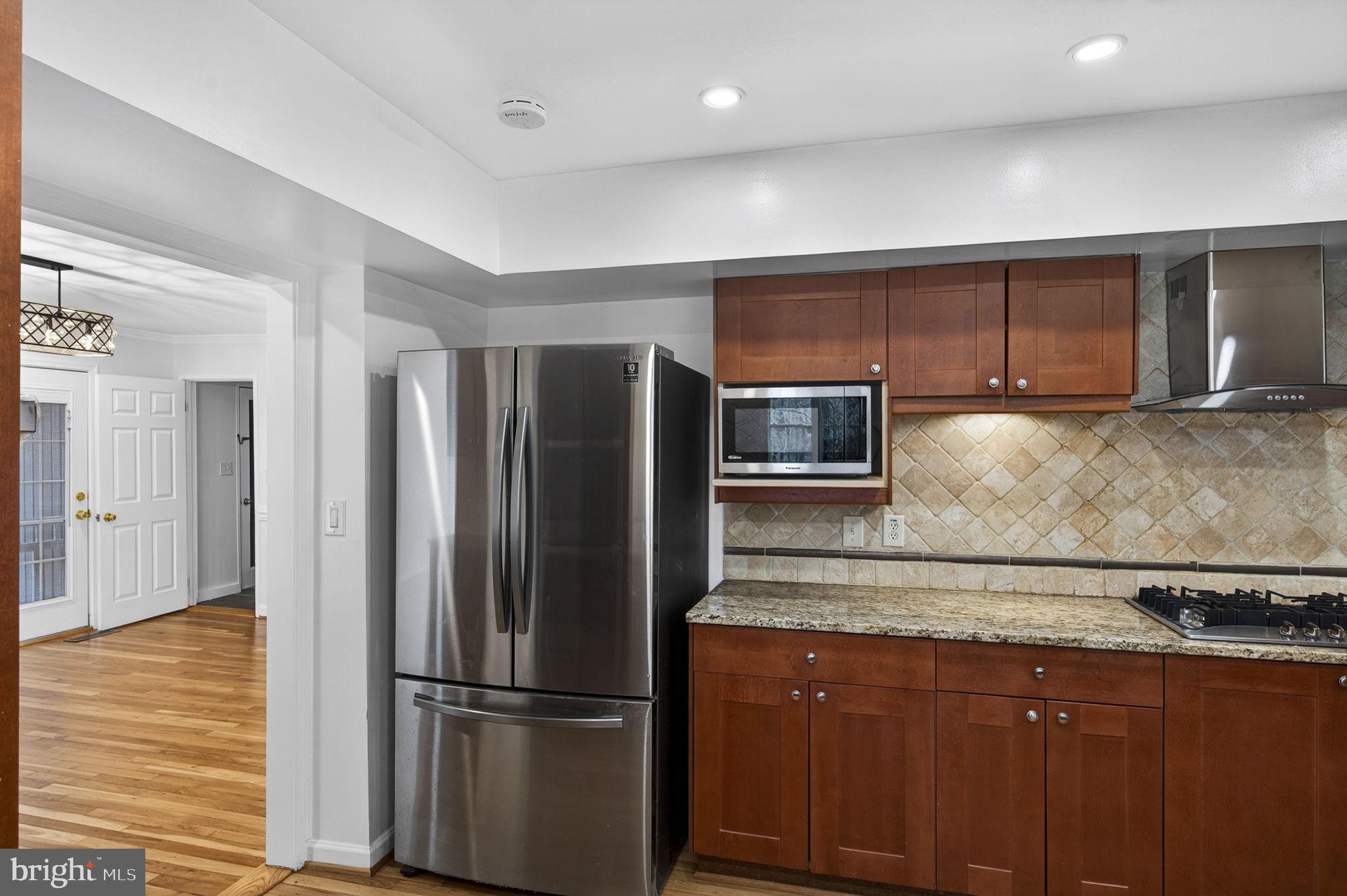 EAST GATE OF POTOMAC - Residential