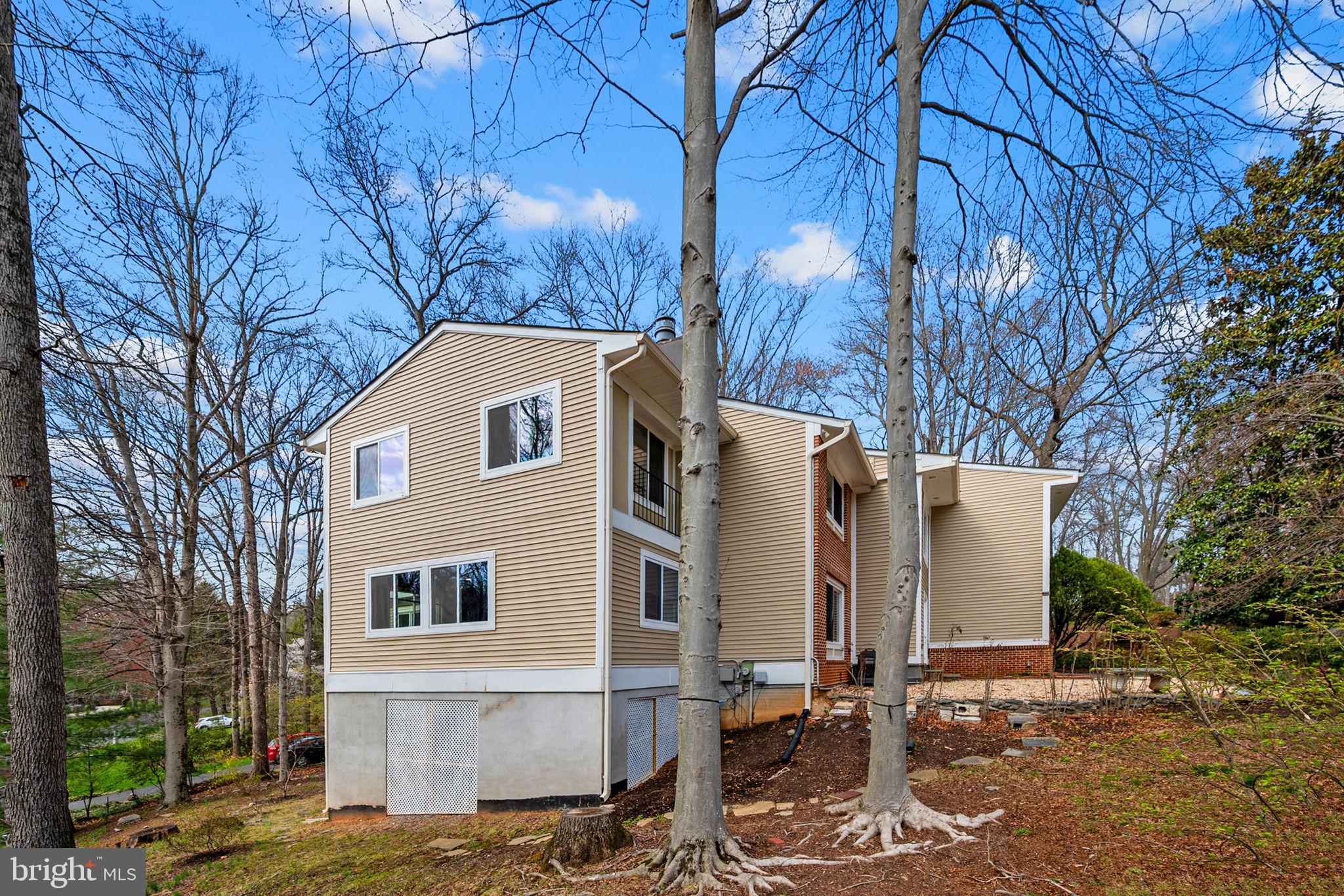 EAST GATE OF POTOMAC - Residential