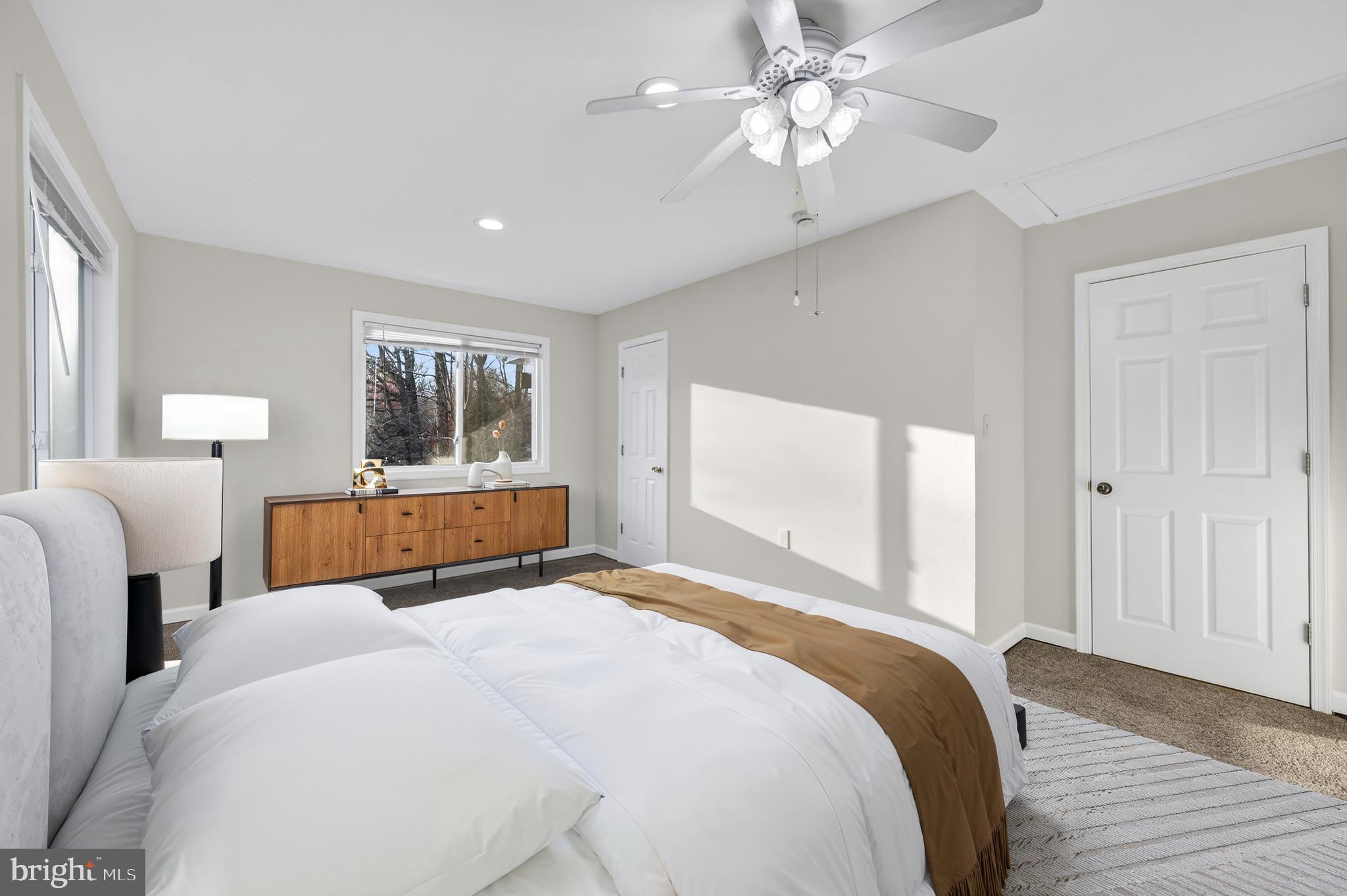 EAST GATE OF POTOMAC - Residential