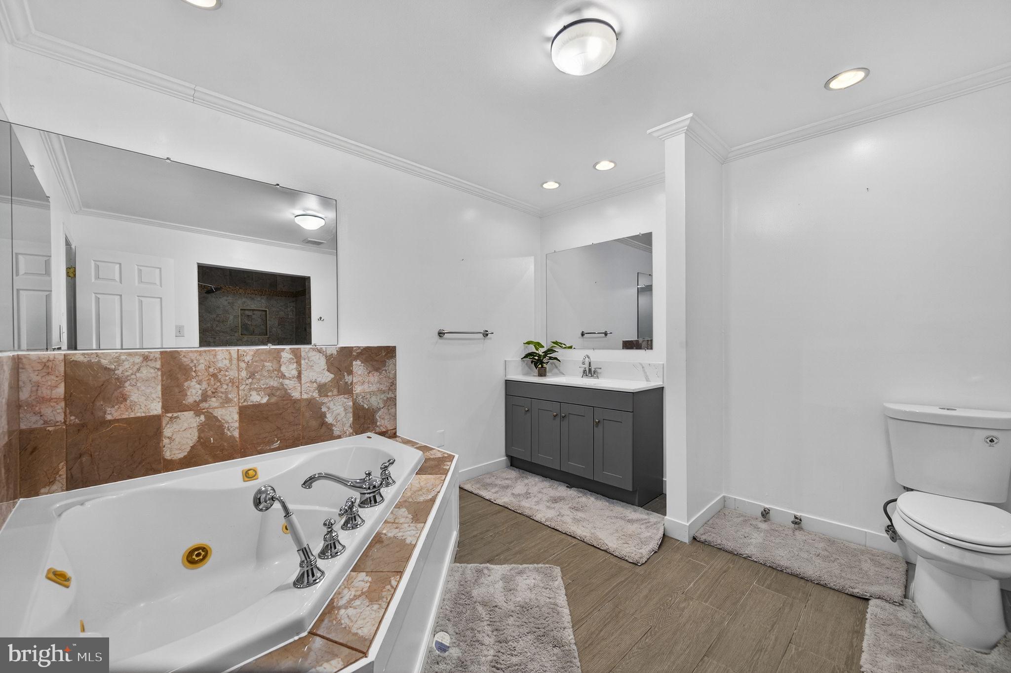 EAST GATE OF POTOMAC - Residential