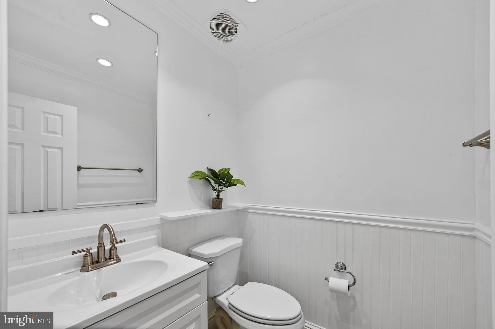 EAST GATE OF POTOMAC - Residential