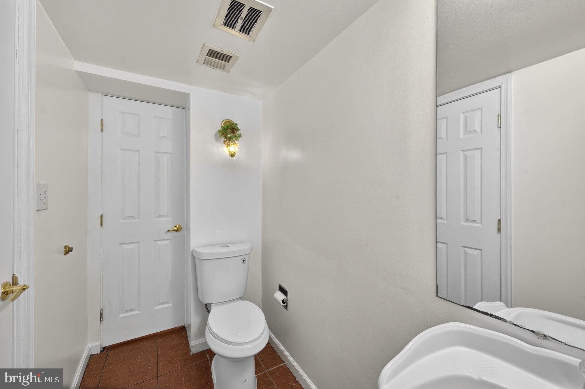 EAST GATE OF POTOMAC - Residential