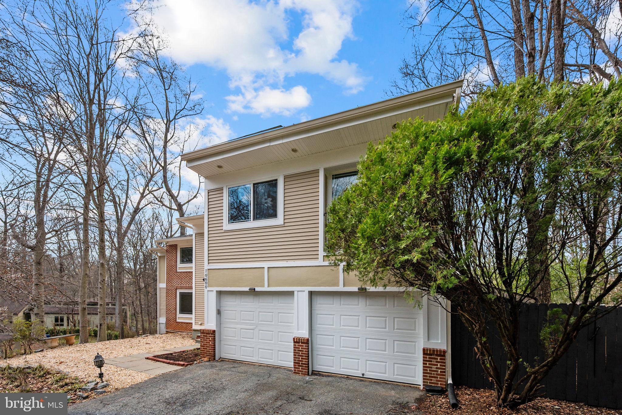 EAST GATE OF POTOMAC - Residential