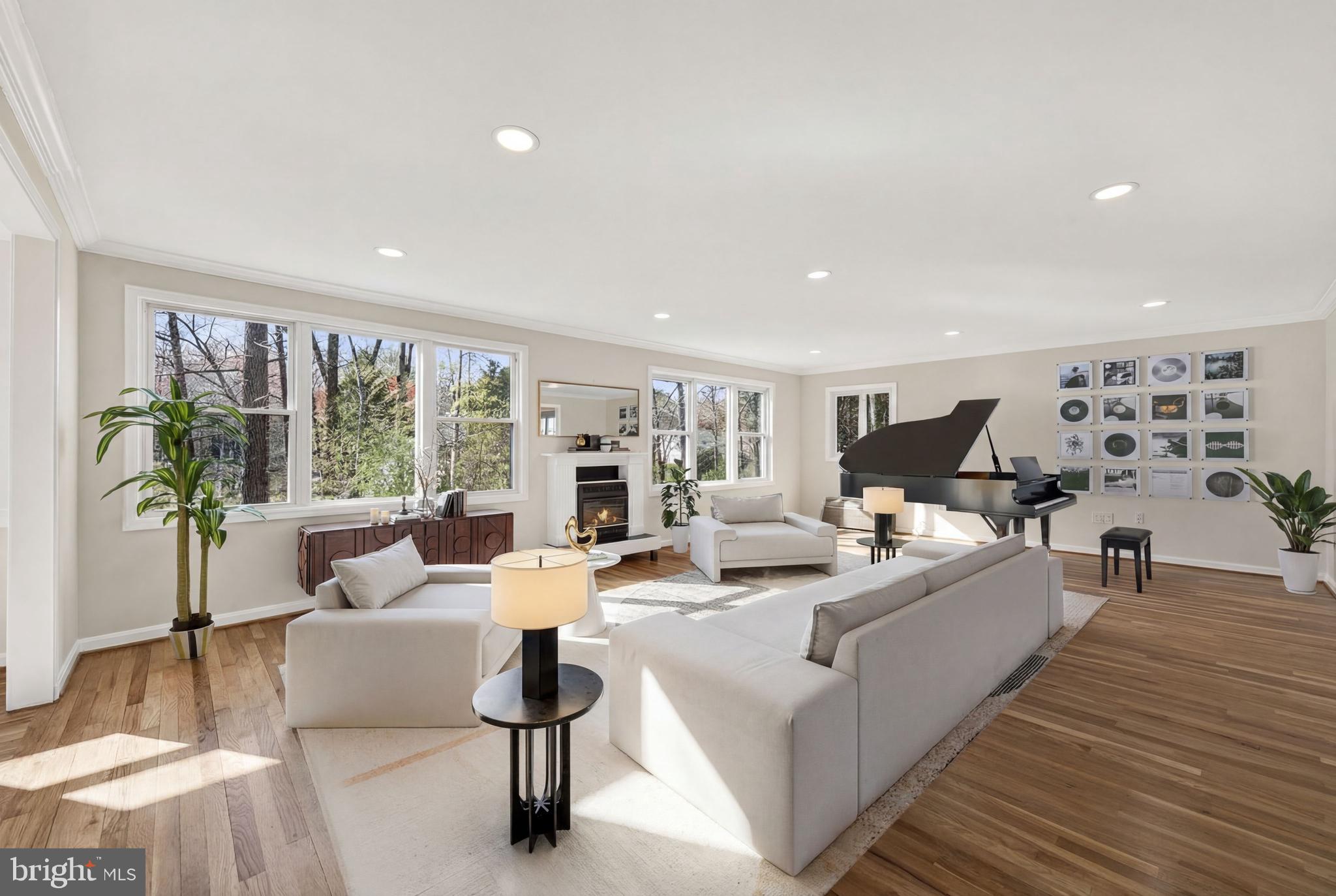 EAST GATE OF POTOMAC - Residential