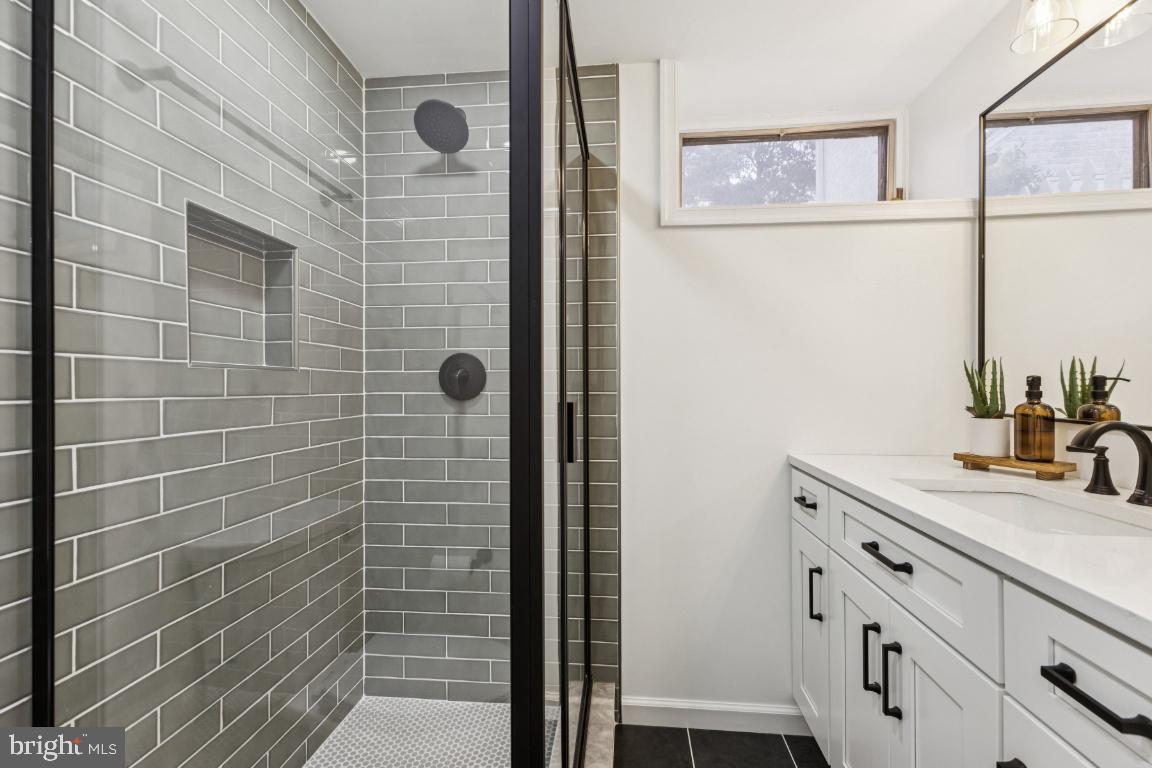 ASHTON HEIGHTS - Residential