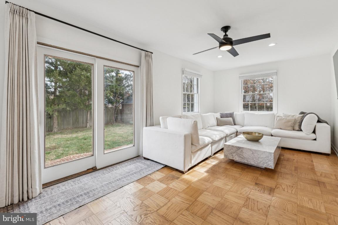 ASHTON HEIGHTS - Residential